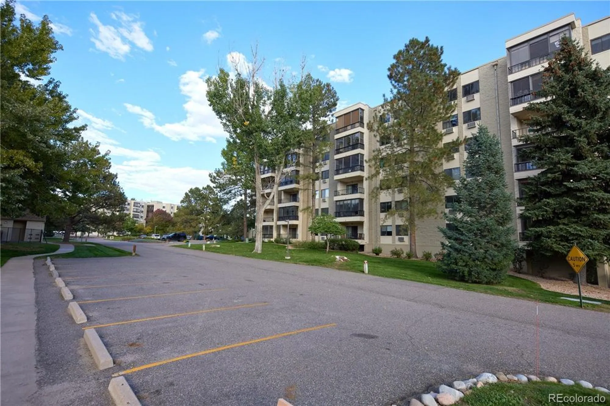 Property Slideshow image 37 of 45 | 13902 e marina dr apt 610, Aurora, CO, 80014