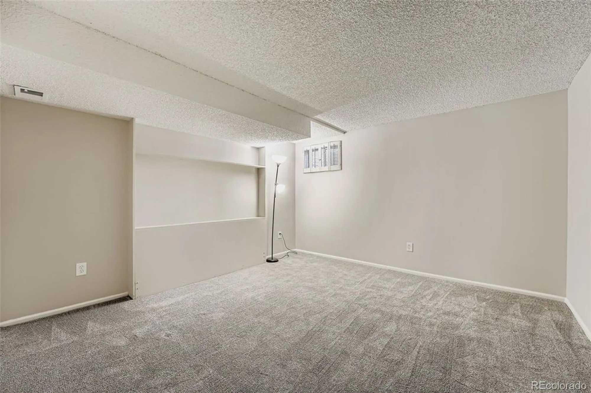 Property Slideshow image 19 of 22 | 2800 s heather gardens way b, Aurora, CO, 80014