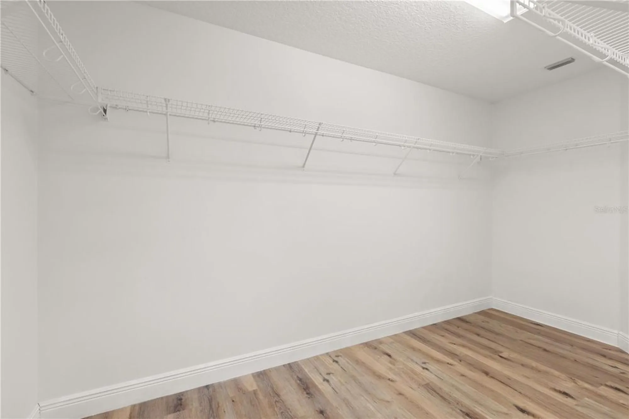 Property Slideshow image 19 of 42 | 39634 harbor hills blvd, Lady Lake, FL, 32159