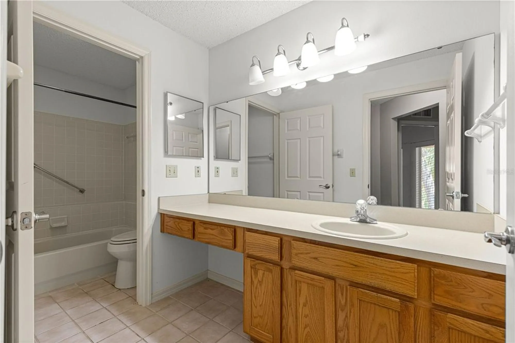 Property Slideshow image 9 of 34 | 9093 sw 91st cir, Ocala, FL, 34481