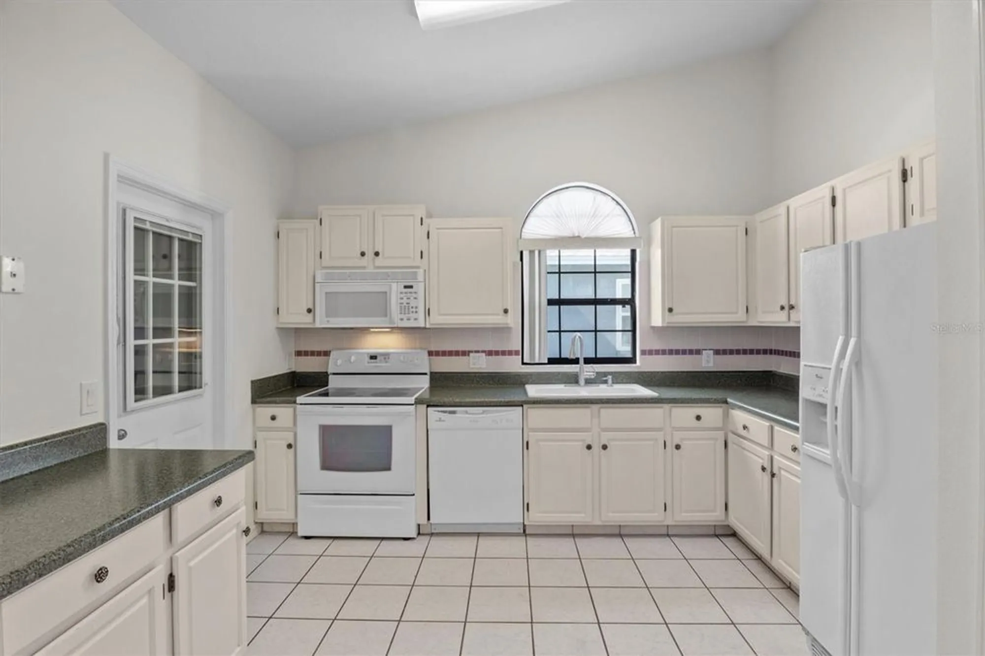 Property Slideshow image 9 of 26 | 6325 egret dr, Lakeland, FL, 33809