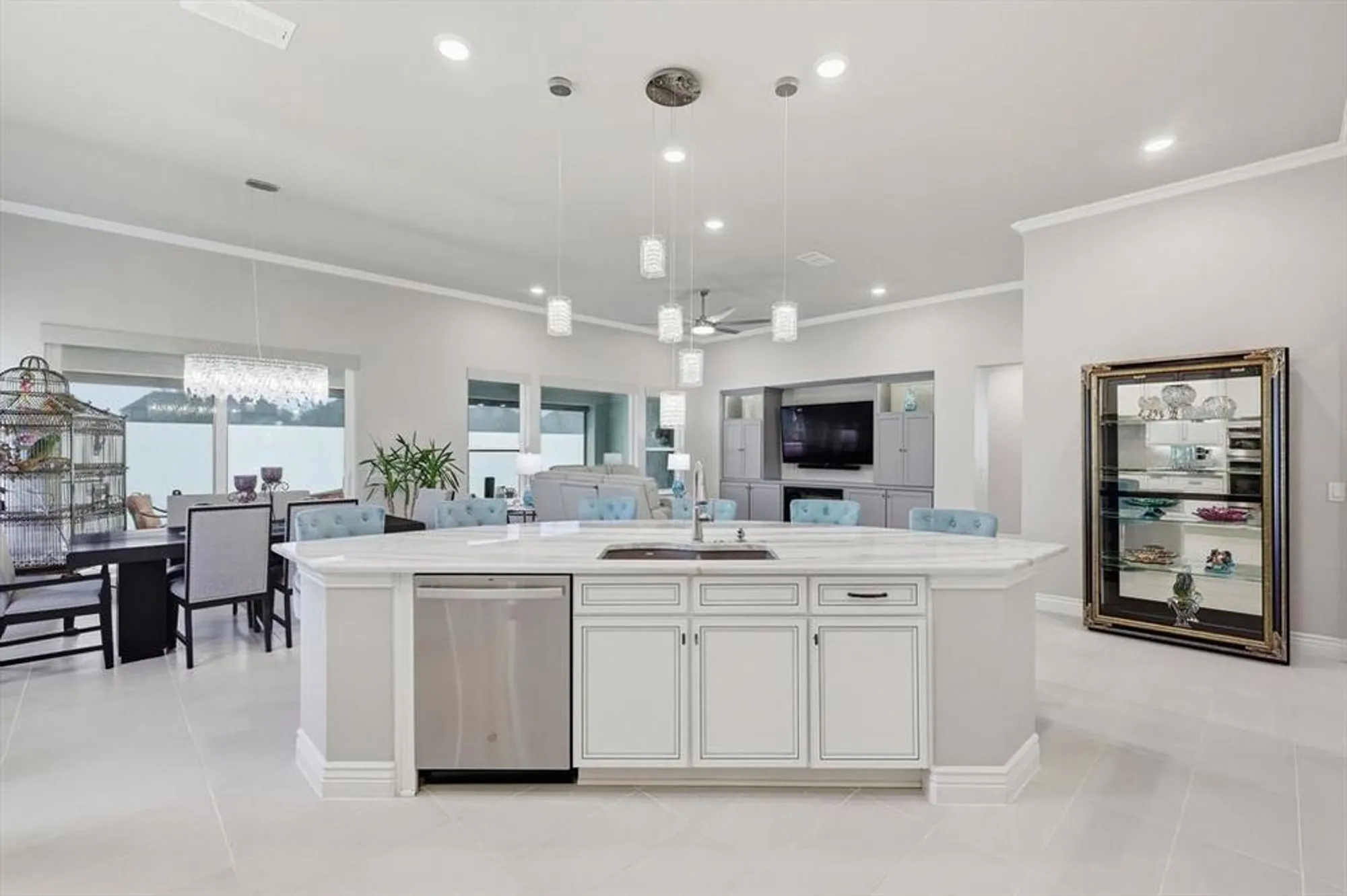 Property Slideshow image 11 of 35 | 10008 baywood ct, Denton, TX, 76207