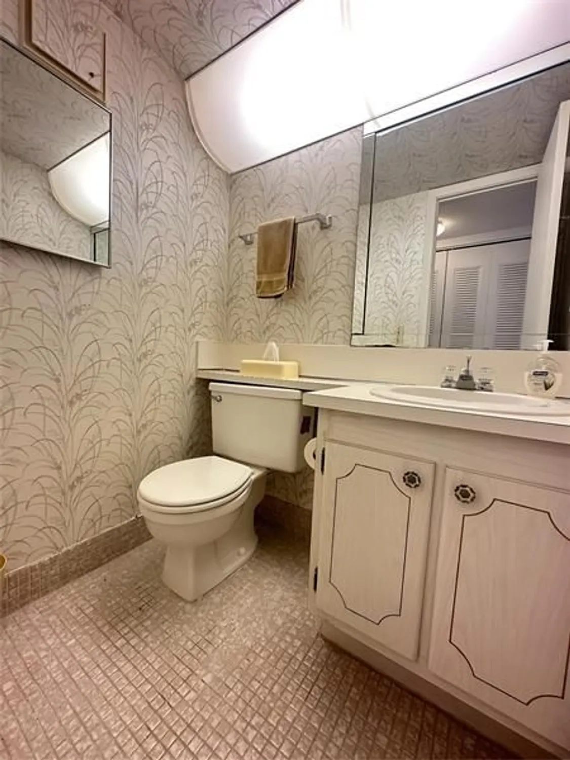 Property Slideshow image 14 of 59 | 163 markham h # 163, Deerfield Beach, FL, 33442