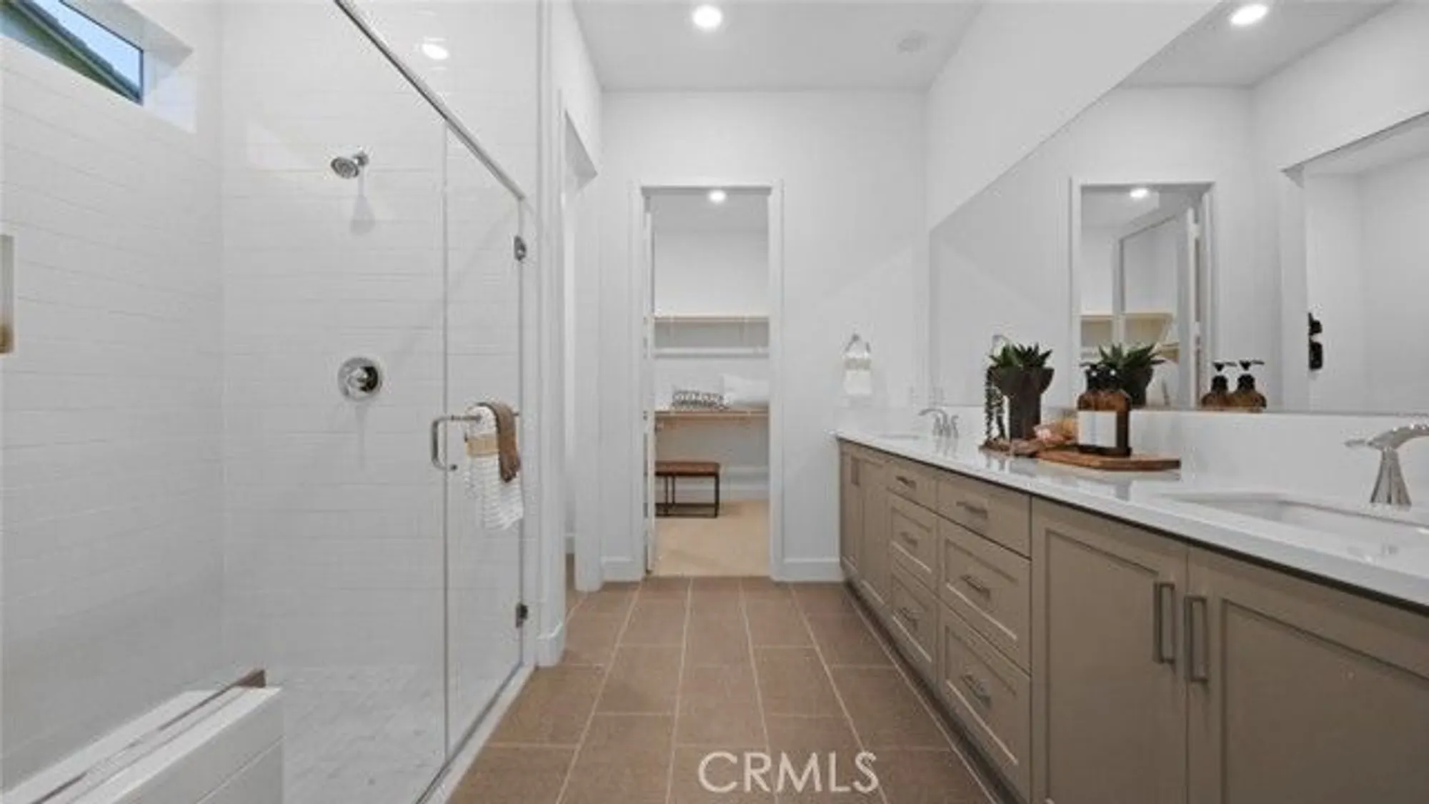 Property Slideshow image 14 of 27 | 29606 paseo capilla, Valencia, CA, 91354