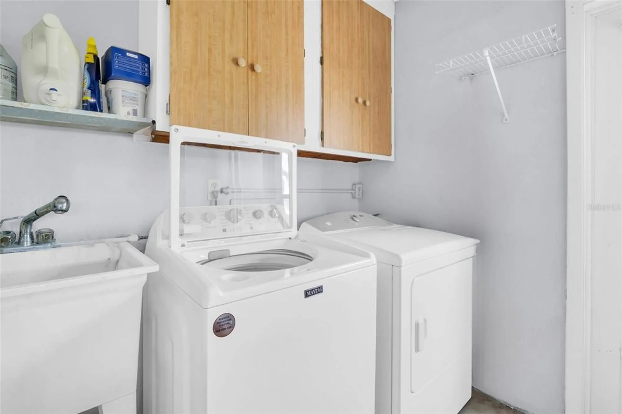 Property Slideshow image 30 of 55 | 2936 macalpin dr, Palm Harbor, FL, 34684