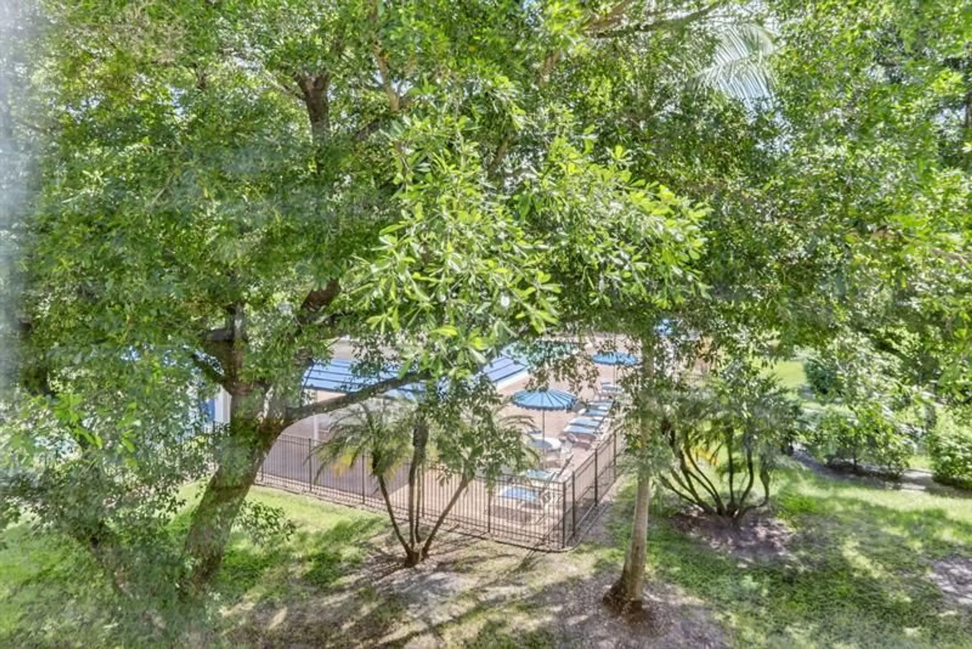 Property Slideshow image 15 of 59 | 2301 lucaya ln k3, Coconut Creek, FL, 33066