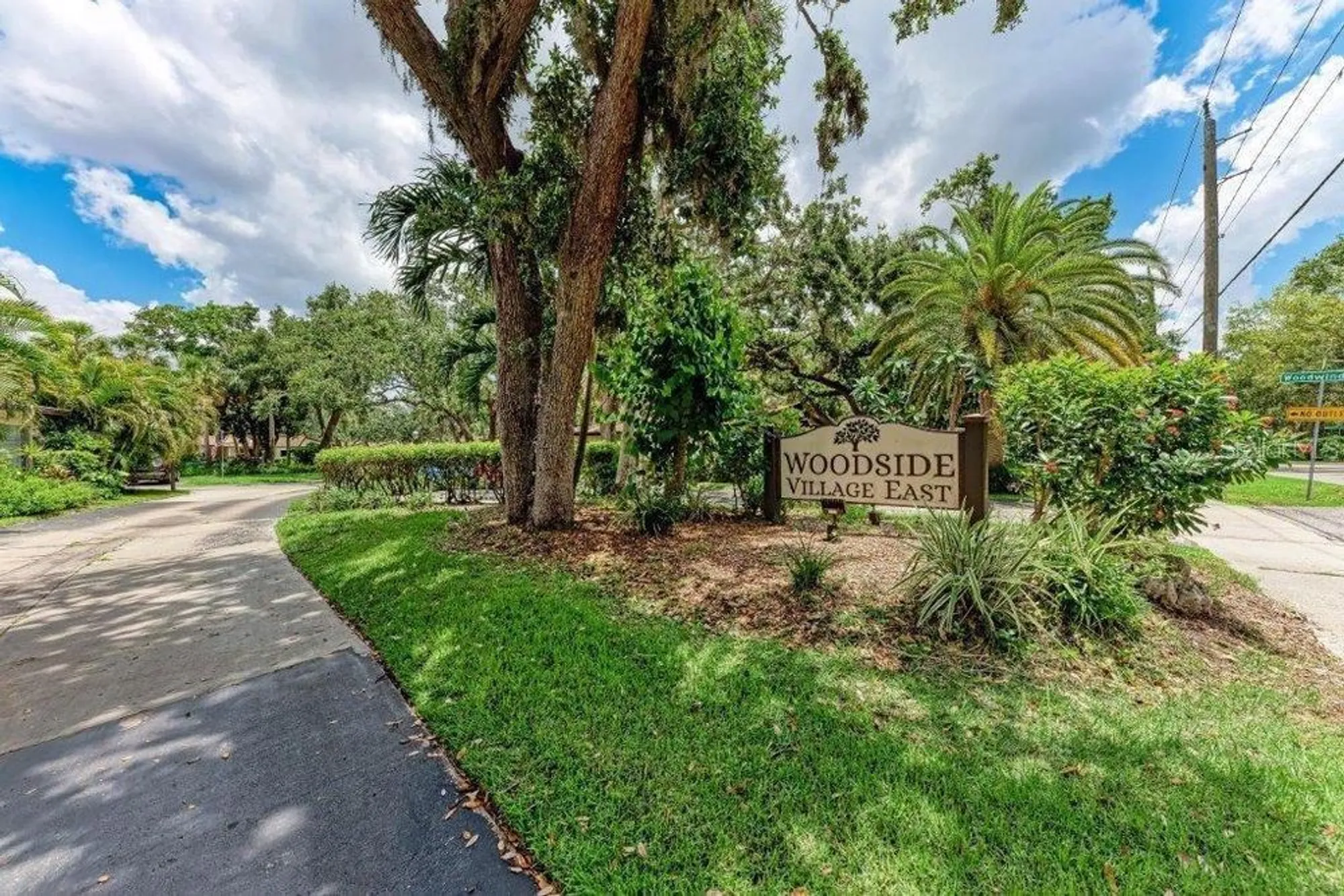 Property Slideshow image 31 of 31 | 2237 circlewood dr 18, Sarasota, FL, 34231