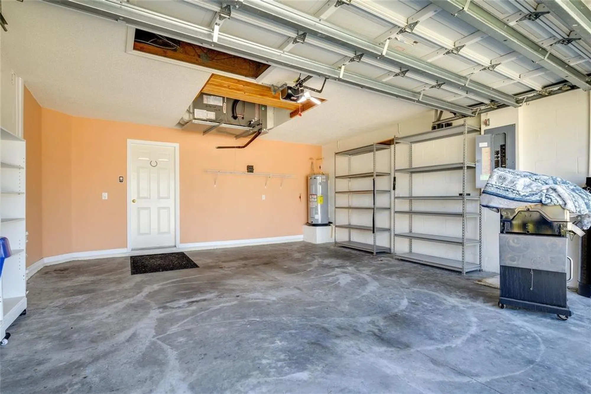 Property Slideshow image 20 of 35 | 2926 walnut grove ct, Holiday, FL, 34691