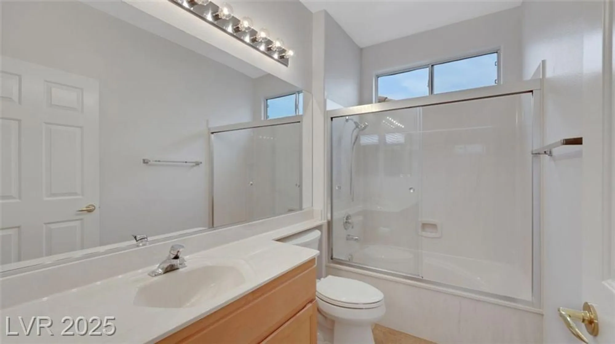 Property Slideshow image 27 of 36 | 2350 little bighorn dr, Henderson, NV, 89052