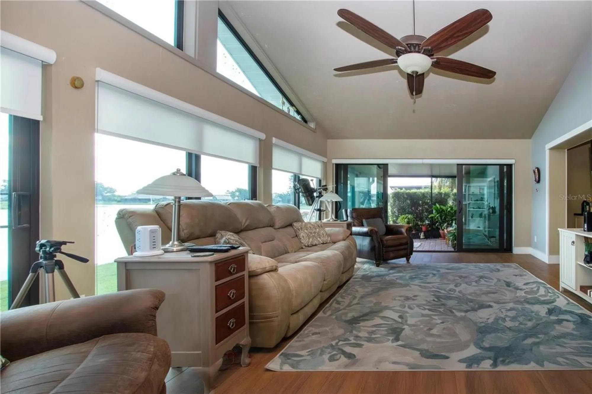 Property Slideshow image 15 of 77 | 1527 fort duquesna dr, Sun City Center, FL, 33573