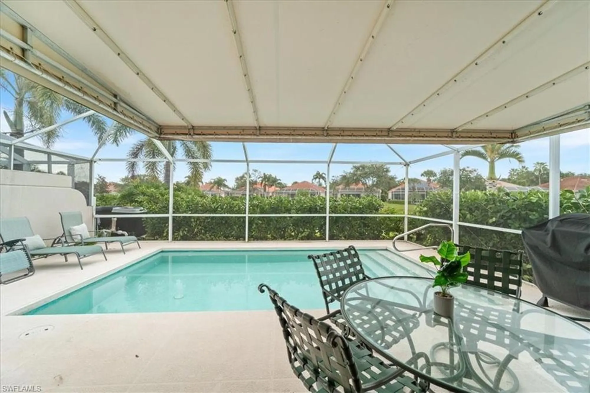Property Slideshow image 18 of 27 | 5756 drummond way, Naples, FL, 34119