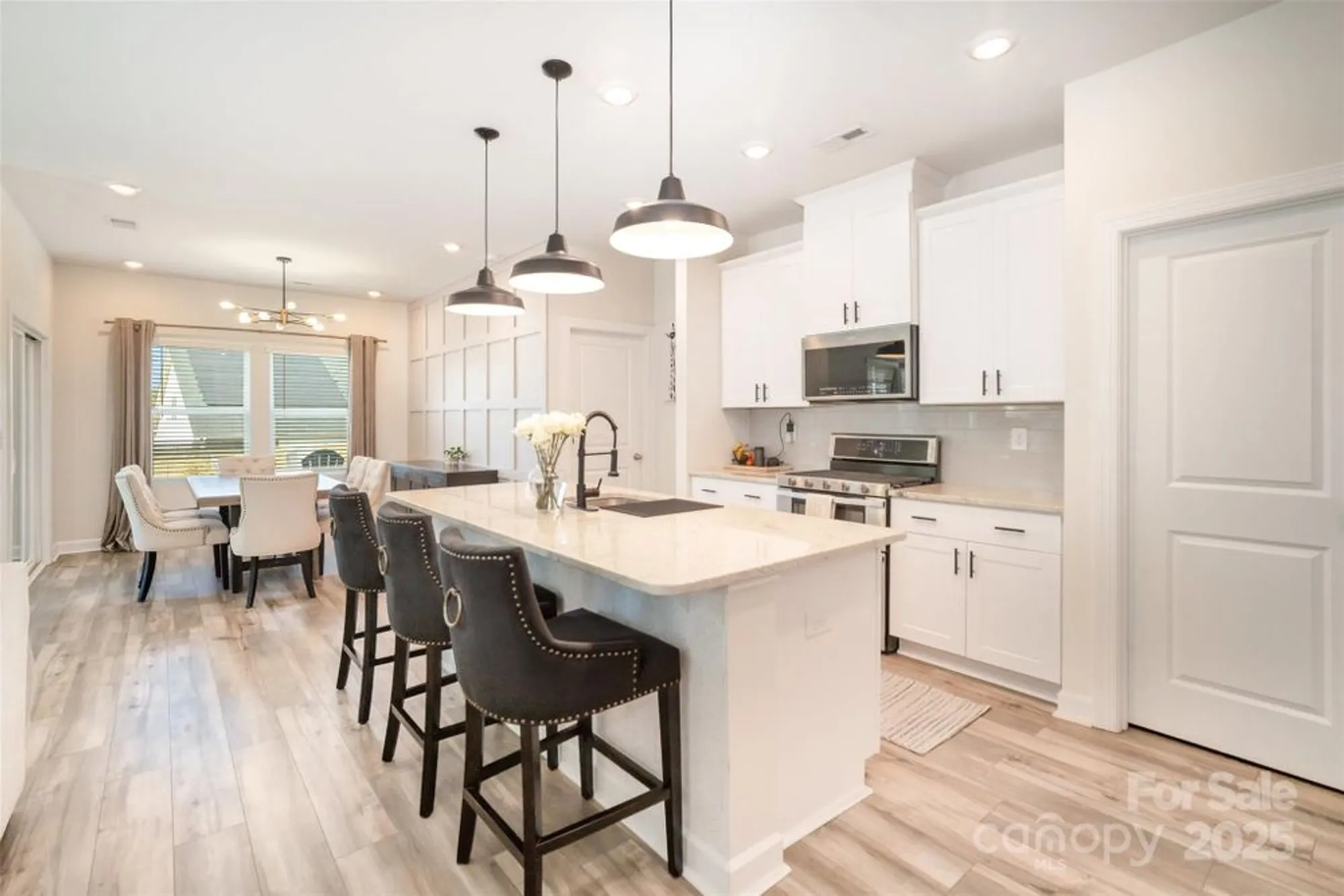 Property Slideshow image 11 of 40 | 4424 bright rd, Charlotte, NC, 28214