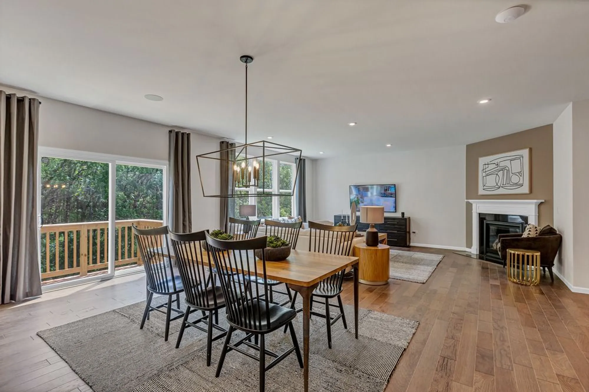 Property Slideshow image 5 of 15 | 3134 peyton cir, Aurora, IL, 60503