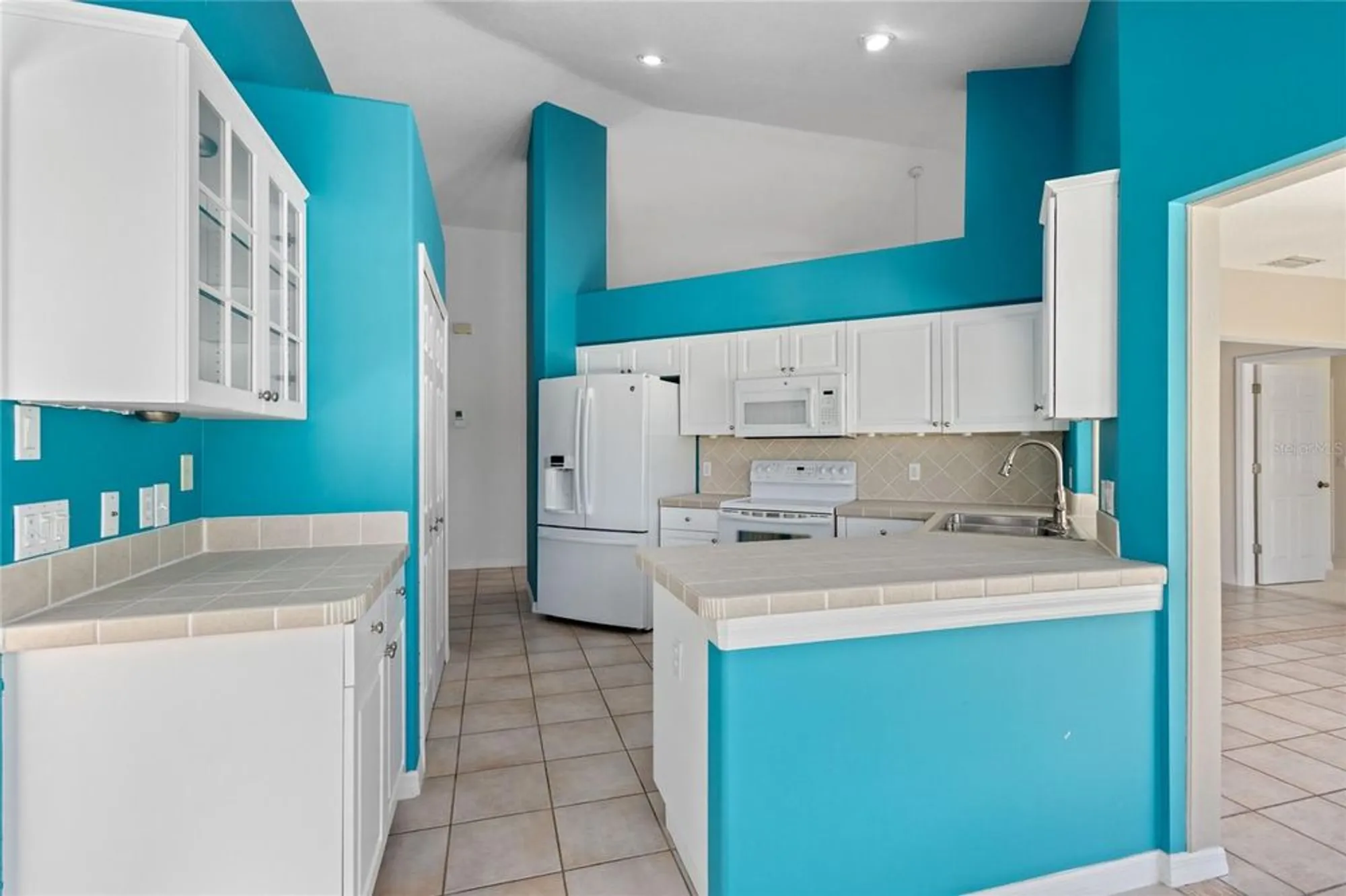 Property Slideshow image 10 of 37 | 1503 islamorada blvd, Punta Gorda, FL, 33955