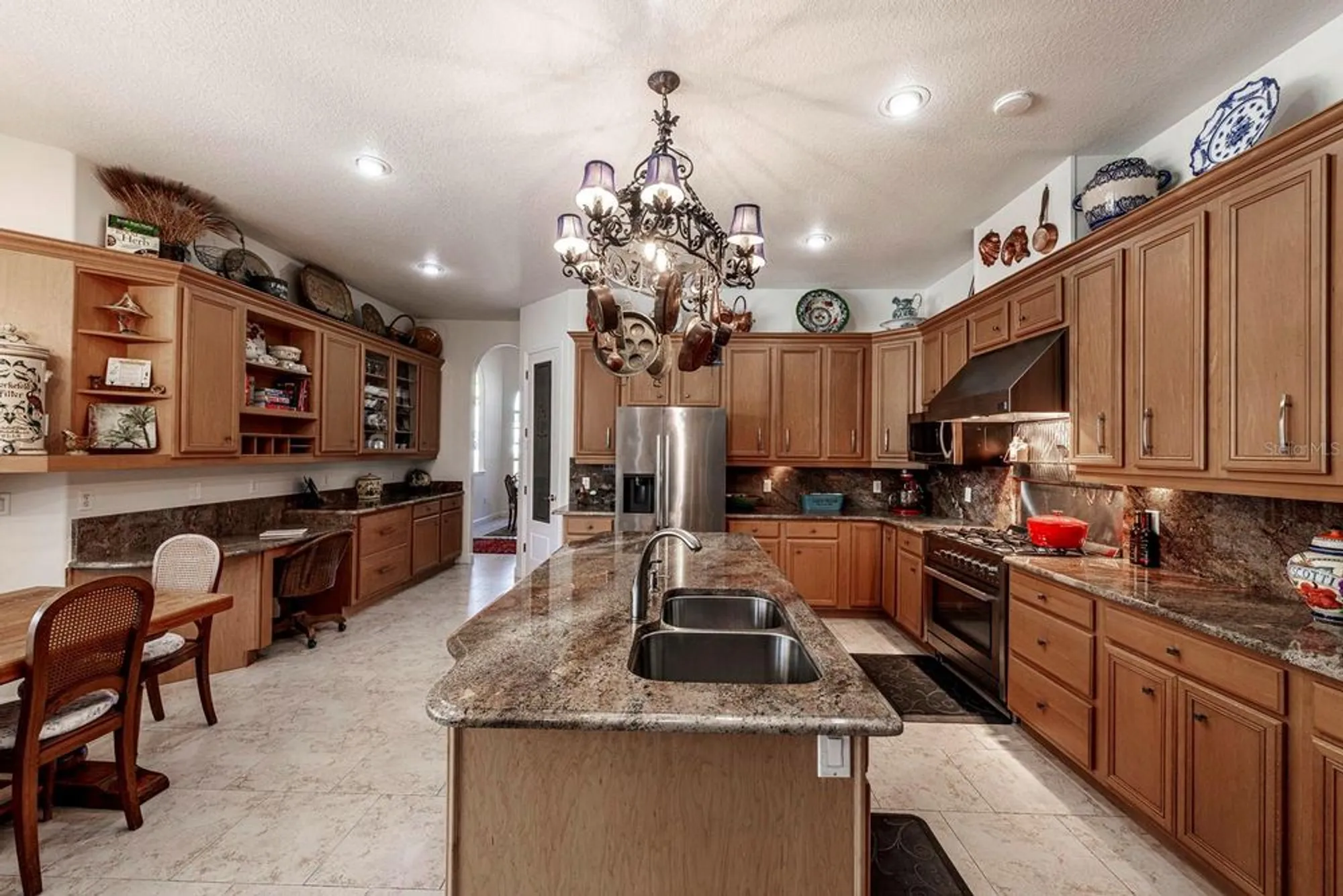 Property Slideshow image 21 of 64 | 5061 greenbriar trl, Mount Dora, FL, 32757