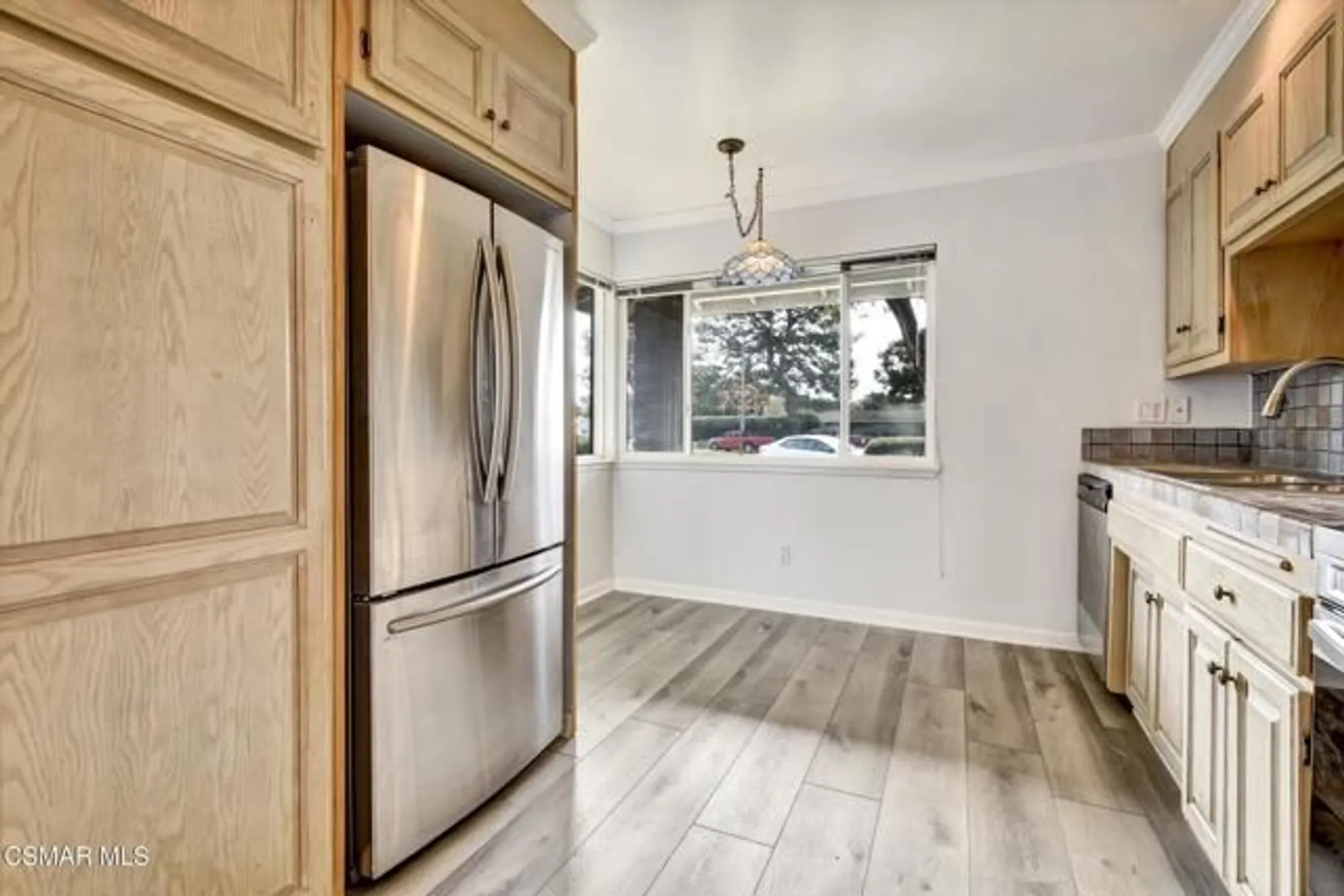 Property Slideshow image 11 of 58 | 161 w bay blvd, Port Hueneme, CA, 93041