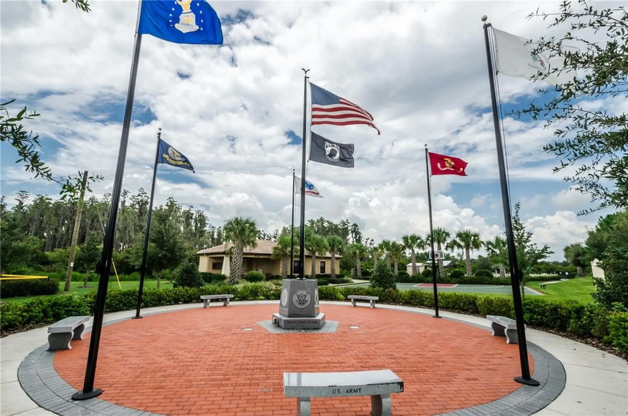 Property Slideshow image 84 of 96 | 4918 sandy brook cir, Wimauma, FL, 33598