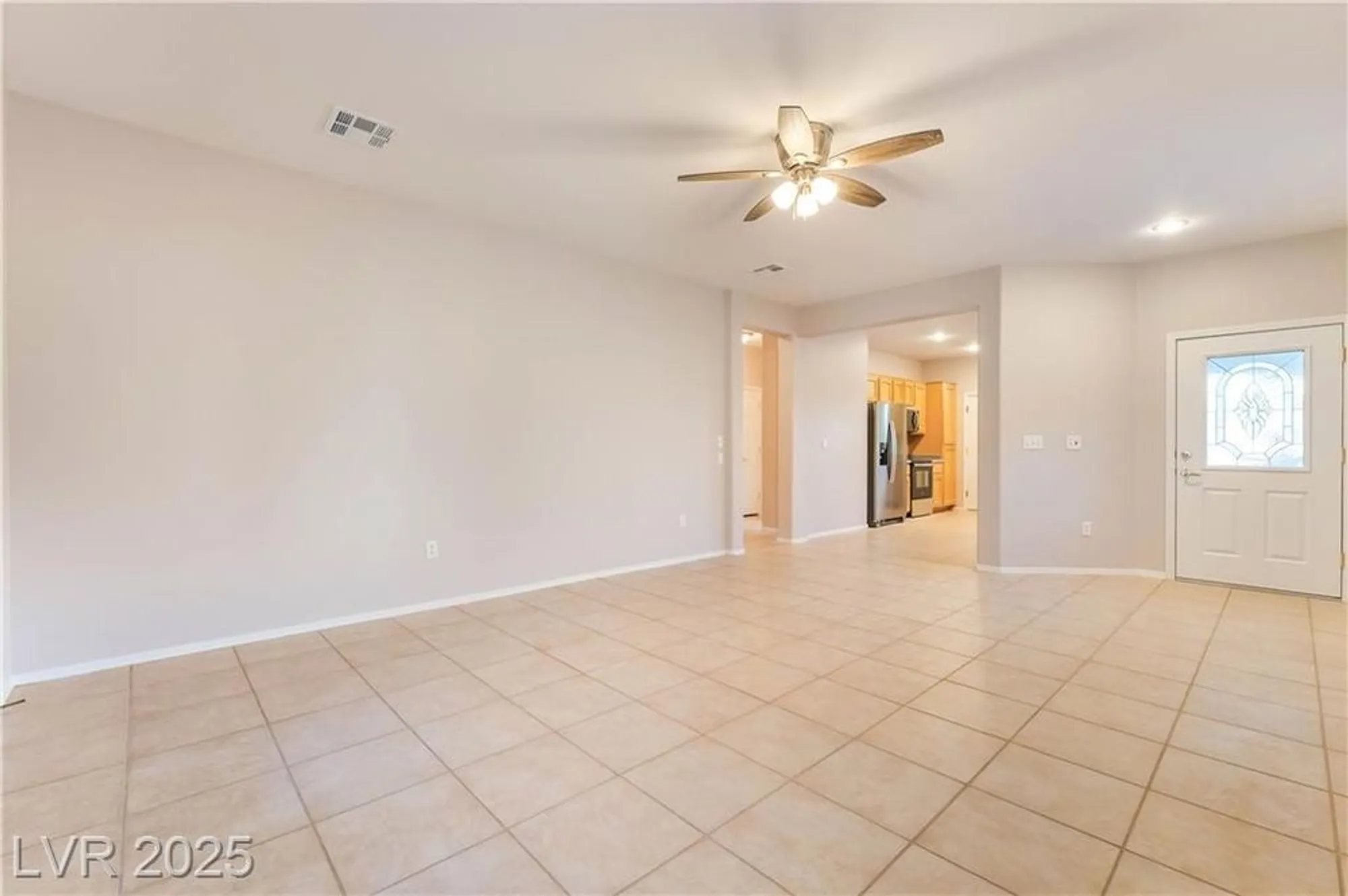 Property Slideshow image 12 of 52 | 2810 meadow park ave, Henderson, NV, 89052