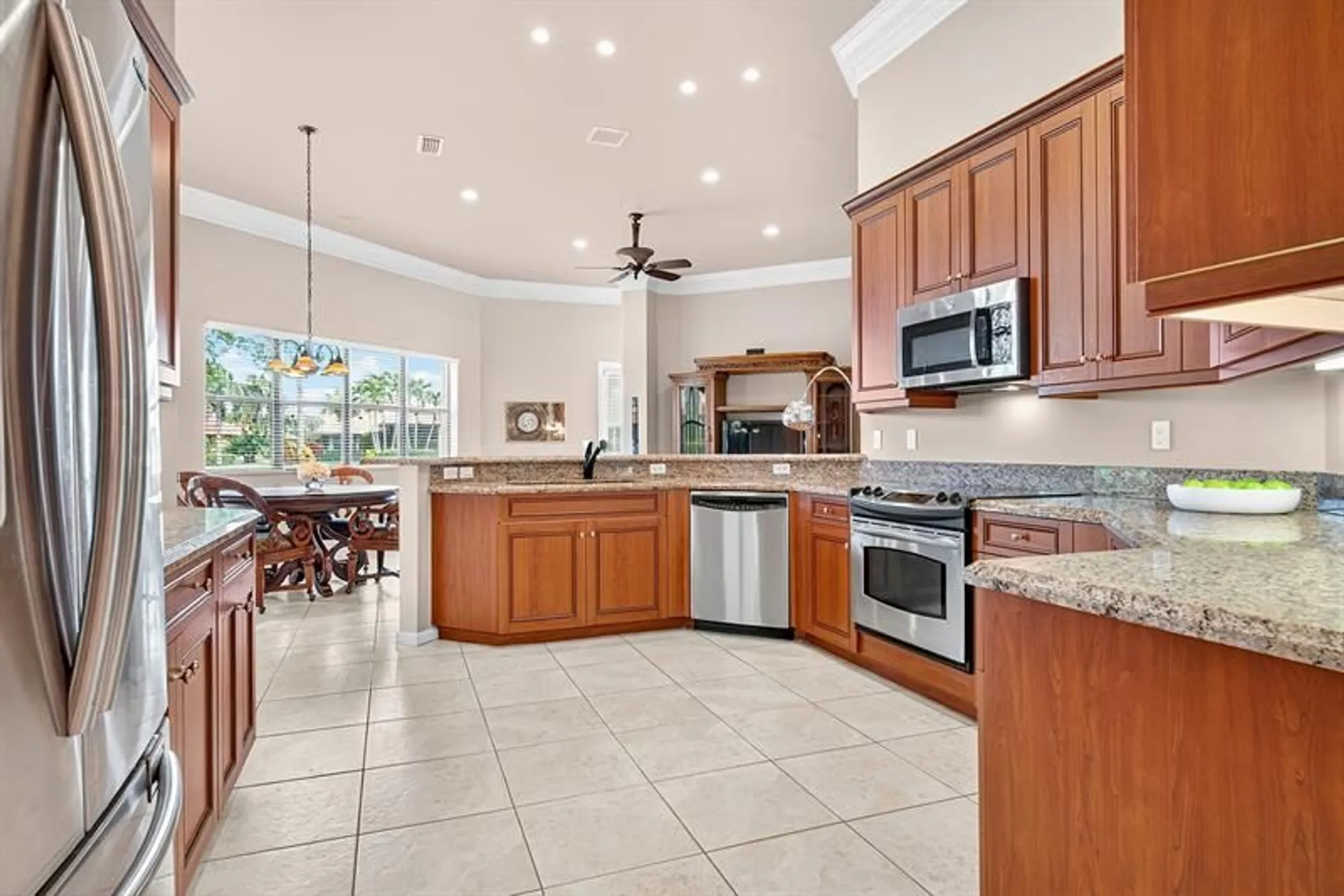 Property Slideshow image 10 of 60 | 6880 antinori ln, Boynton Beach, FL, 33437