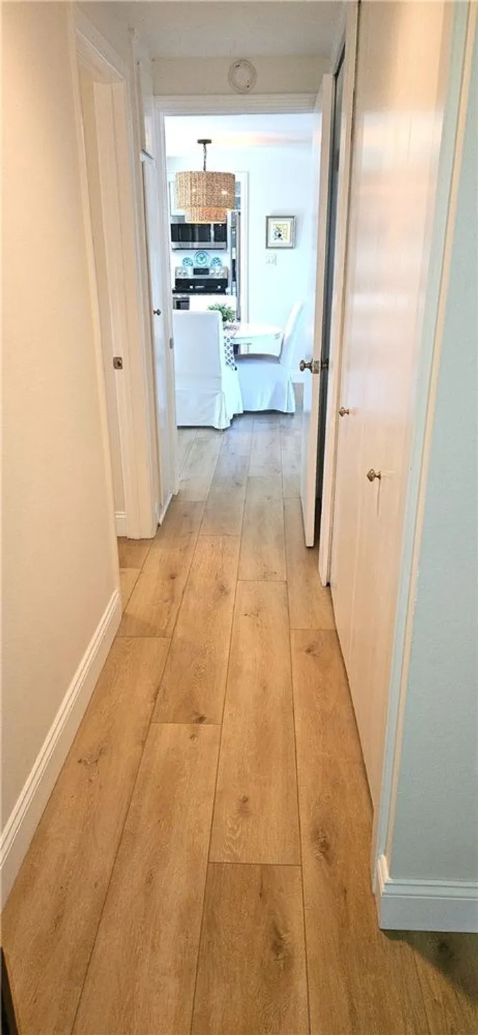 Property Slideshow image 19 of 38 | 23009 nadine cir b, Torrance, CA, 90505