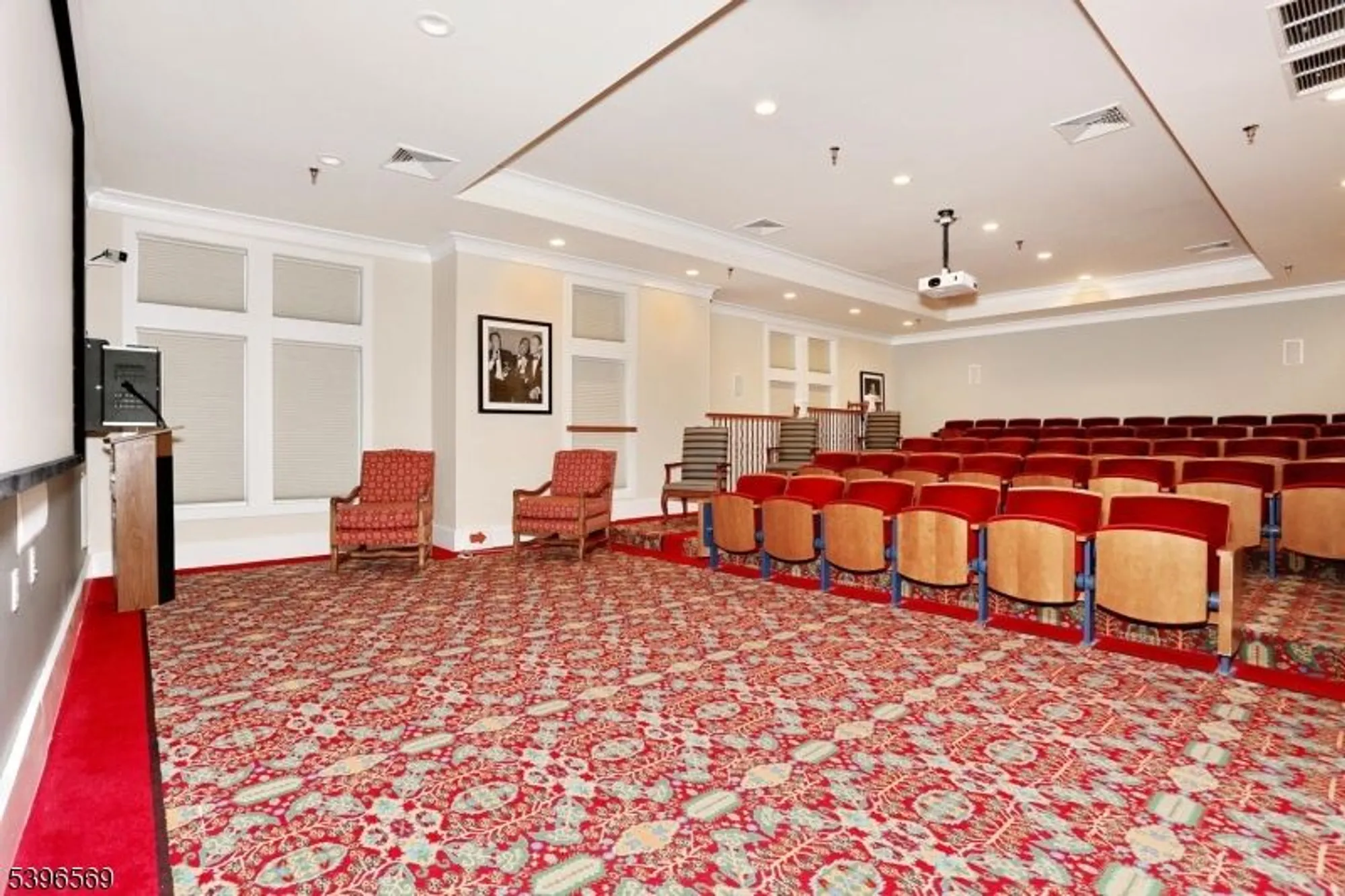 Property Slideshow image 34 of 45 | 10203 warrens way # 203, Wanaque, NJ, 07465