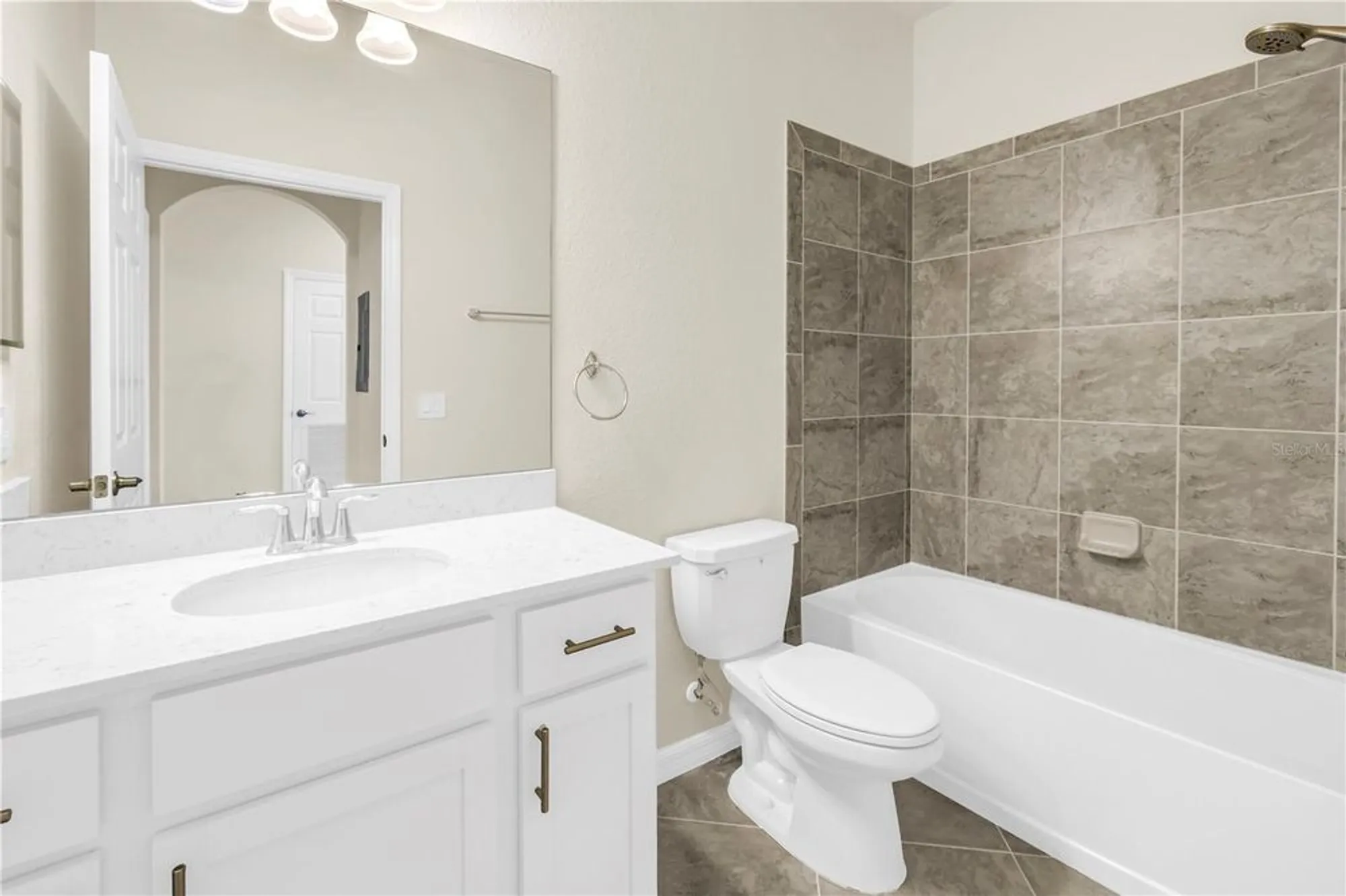 Property Slideshow image 32 of 59 | 1030 tidewater shores loop 406, Bradenton, FL, 34208