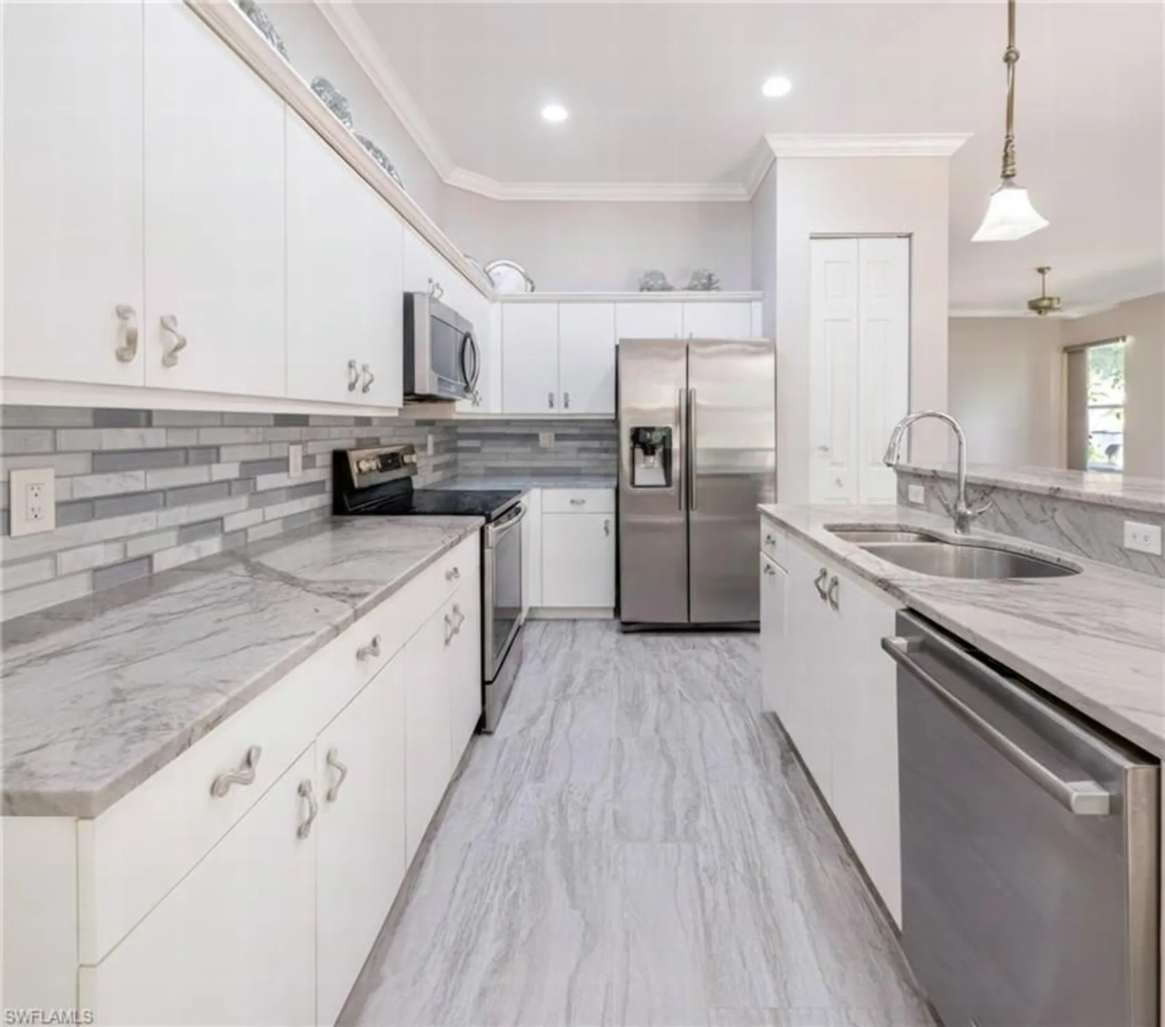 Property Slideshow image 33 of 50 | 9011 springview loop, Estero, FL, 33928