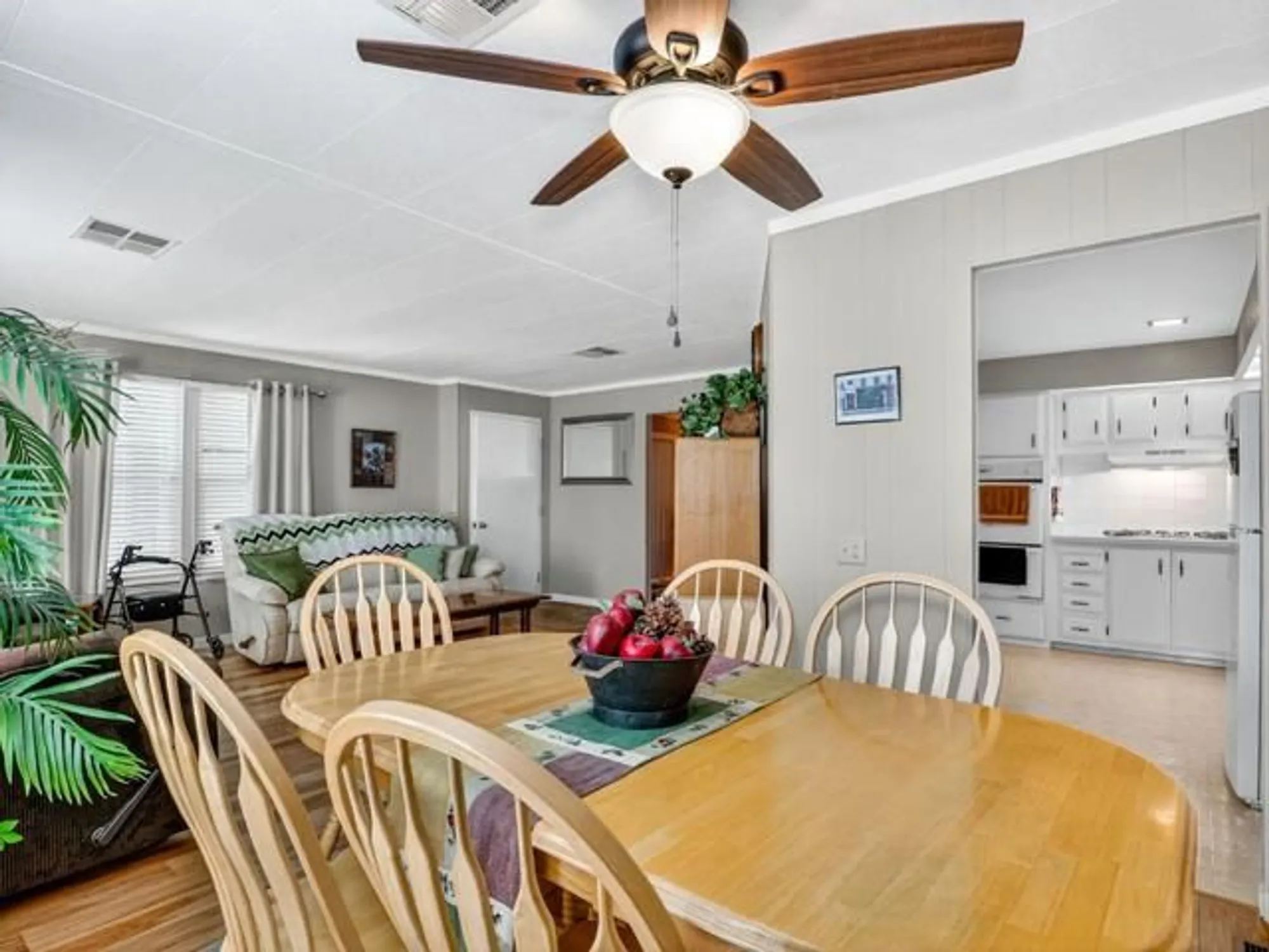 Property Slideshow image 13 of 35 | 136 vinewood ln, Morgan Hill, CA, 95037