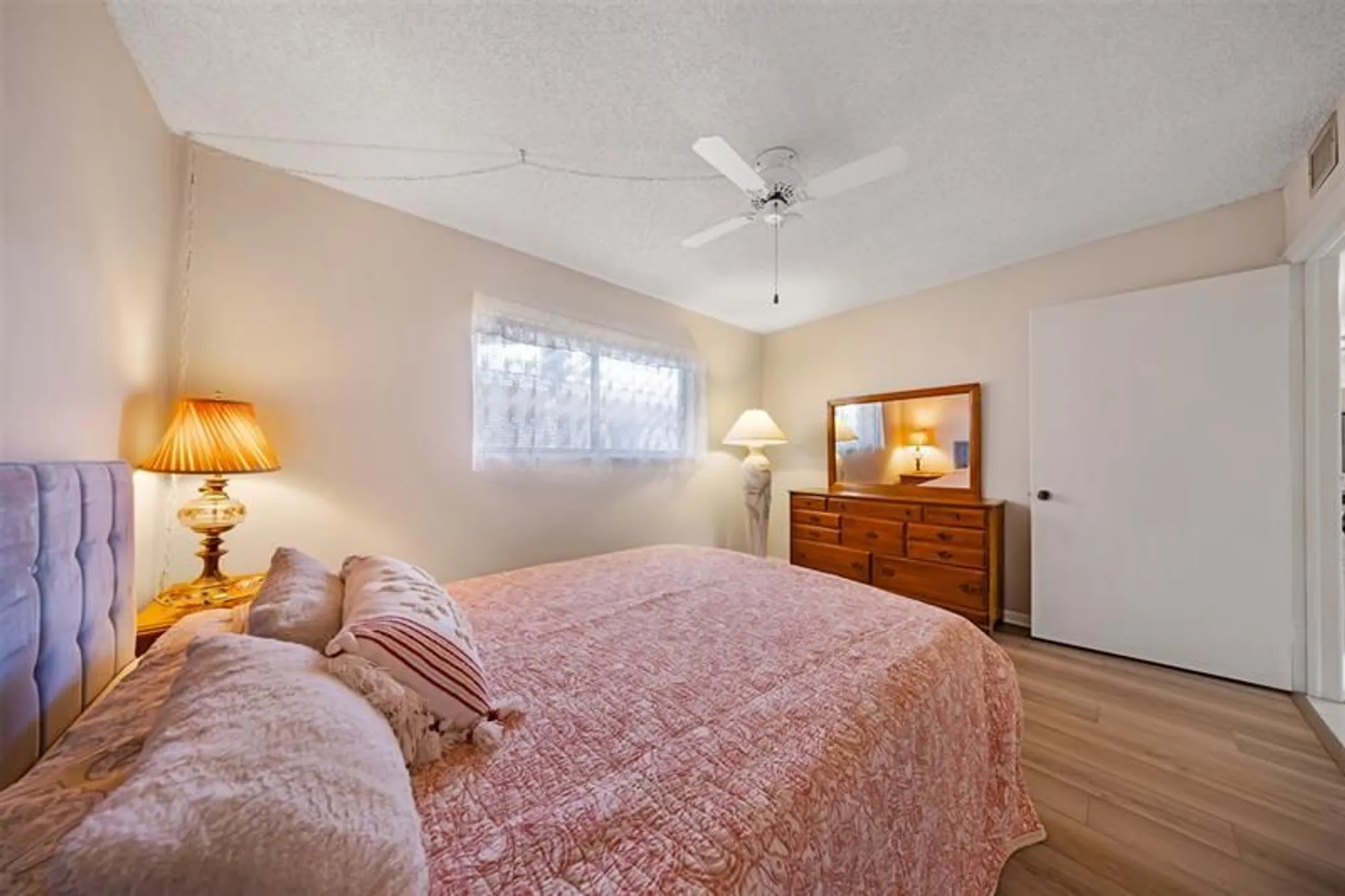 Property Slideshow image 13 of 24 | 5250 las verdes cir apt 317, Delray Beach, FL, 33484