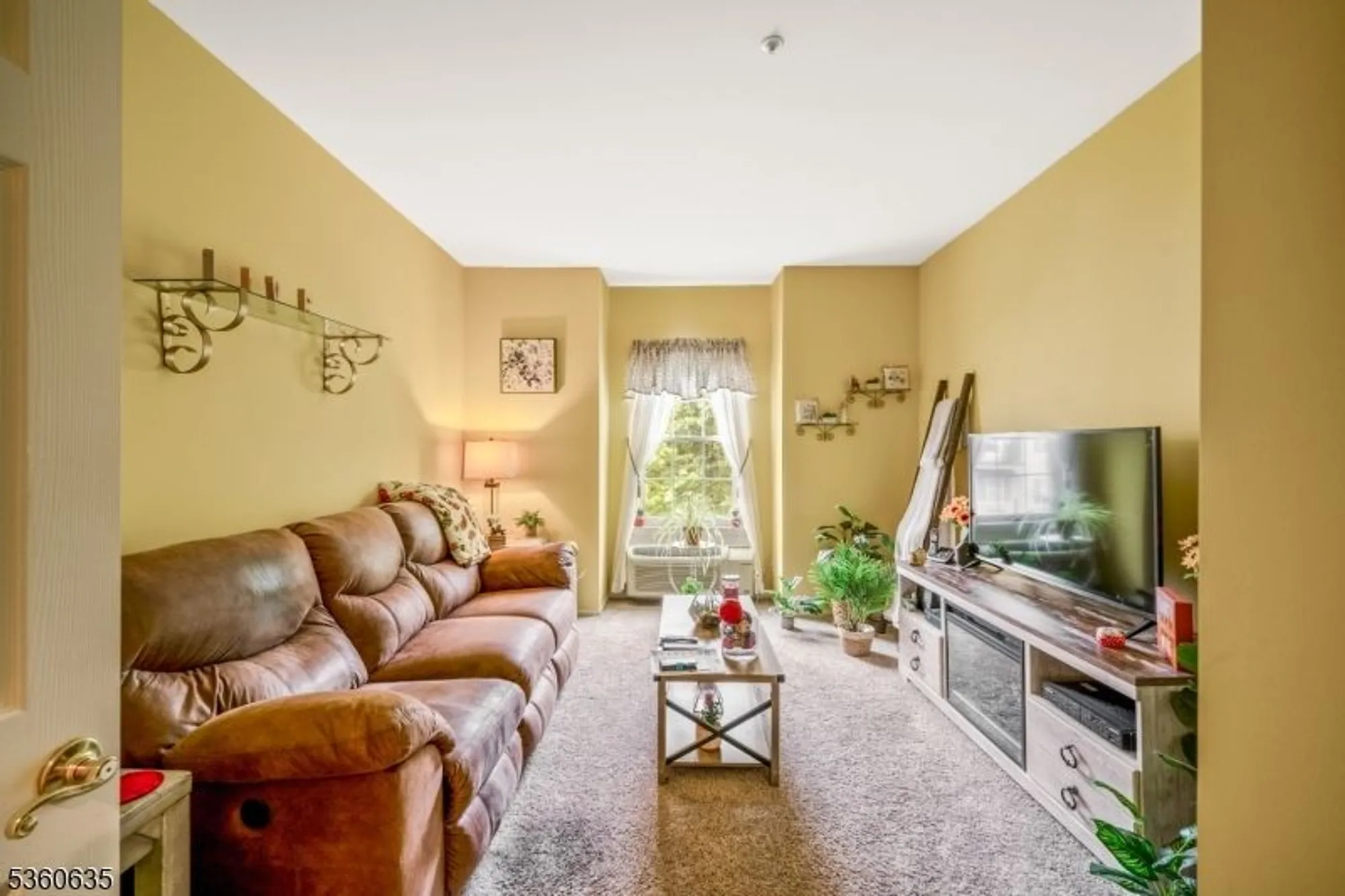 Property Slideshow image 18 of 19 | 7417 richmond rd # 417, West Milford, NJ, 07480