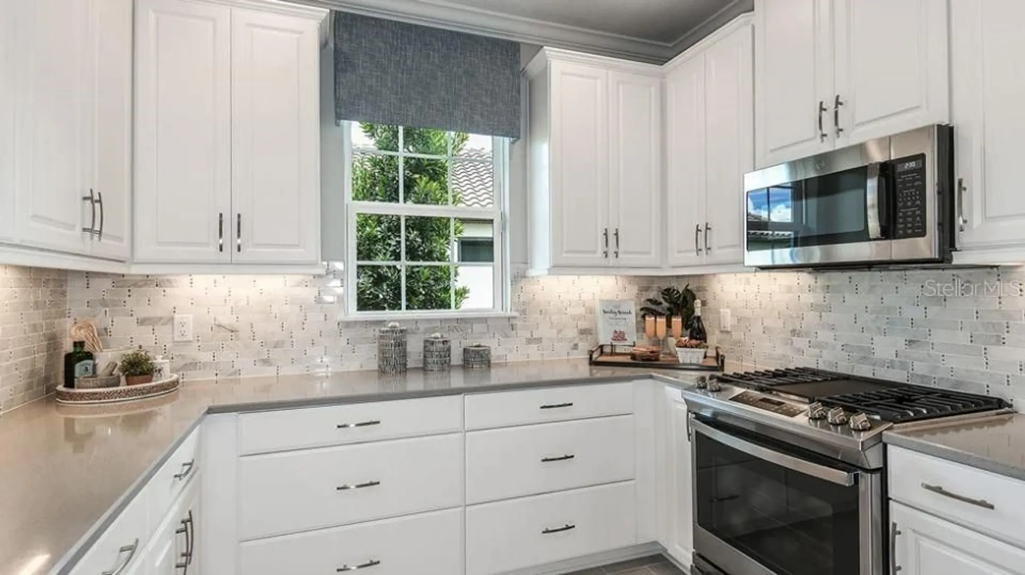 Property Slideshow image 6 of 36 | 3123 torta ct, Bradenton, FL, 34211