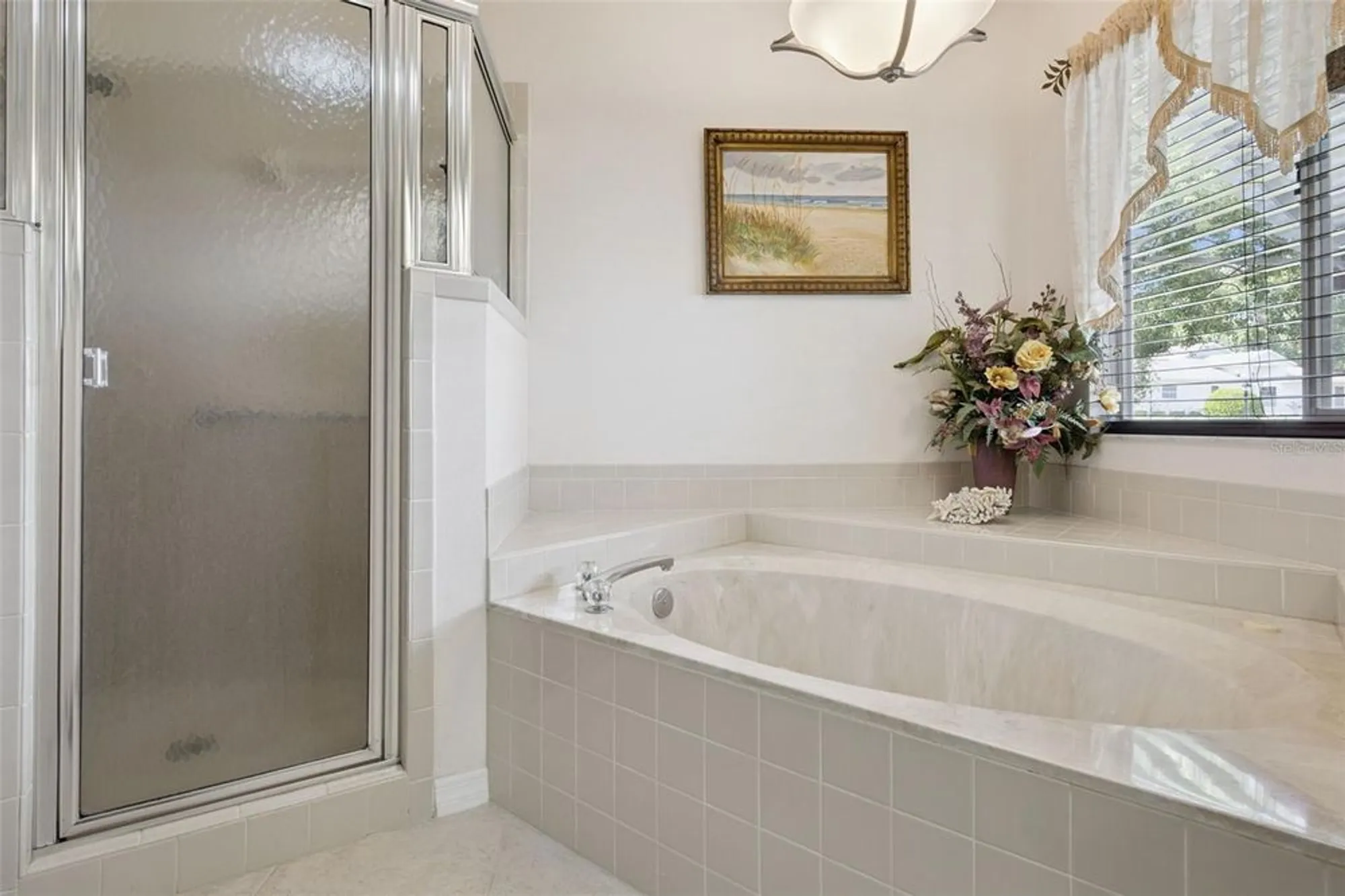 Property Slideshow image 32 of 82 | 26600 racquet cir, Leesburg, FL, 34748