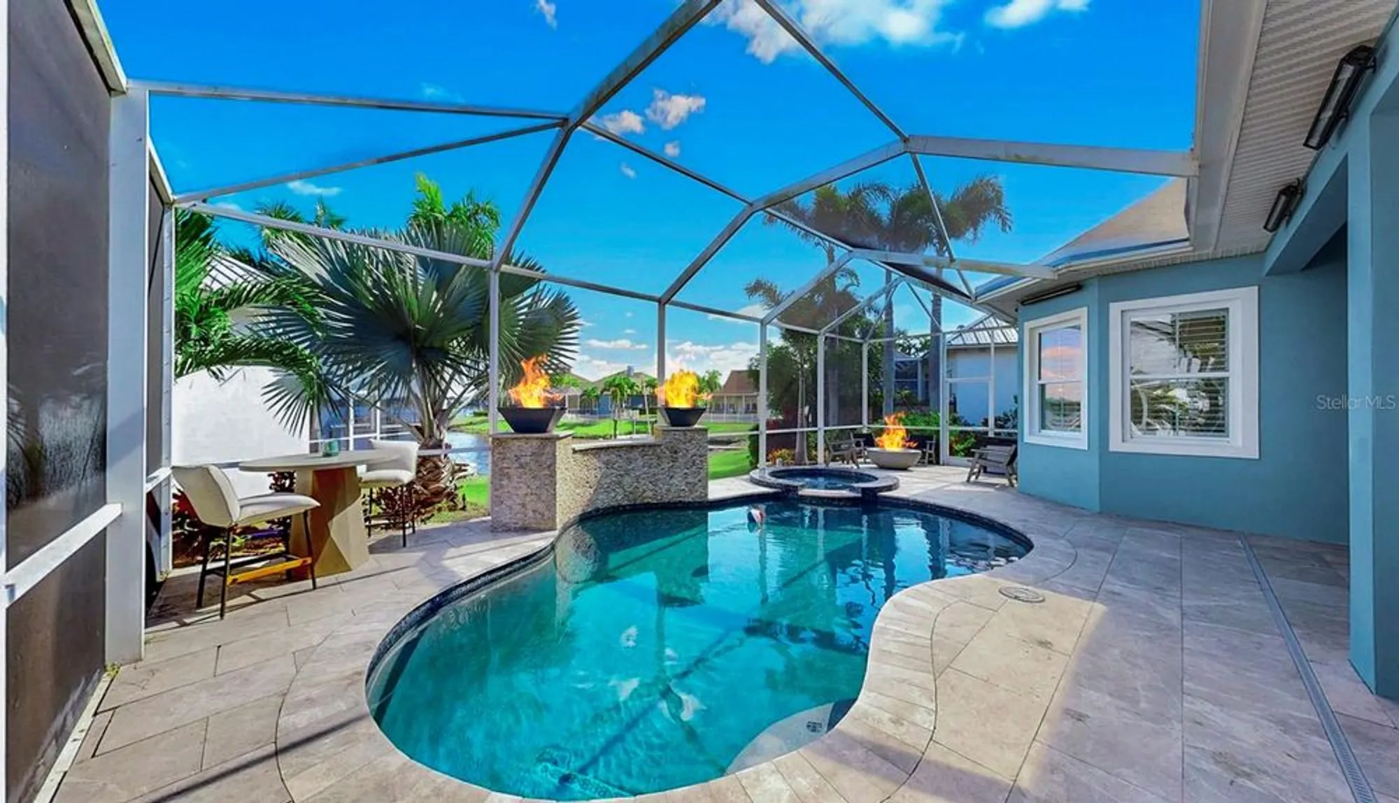 Property Slideshow image 5 of 64 | 609 manns harbor dr, Apollo Beach, FL, 33572