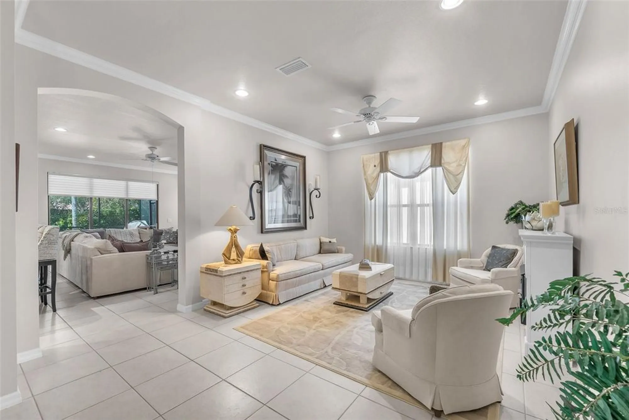 Property Slideshow image 9 of 51 | 321 silver falls dr, Apollo Beach, FL, 33572