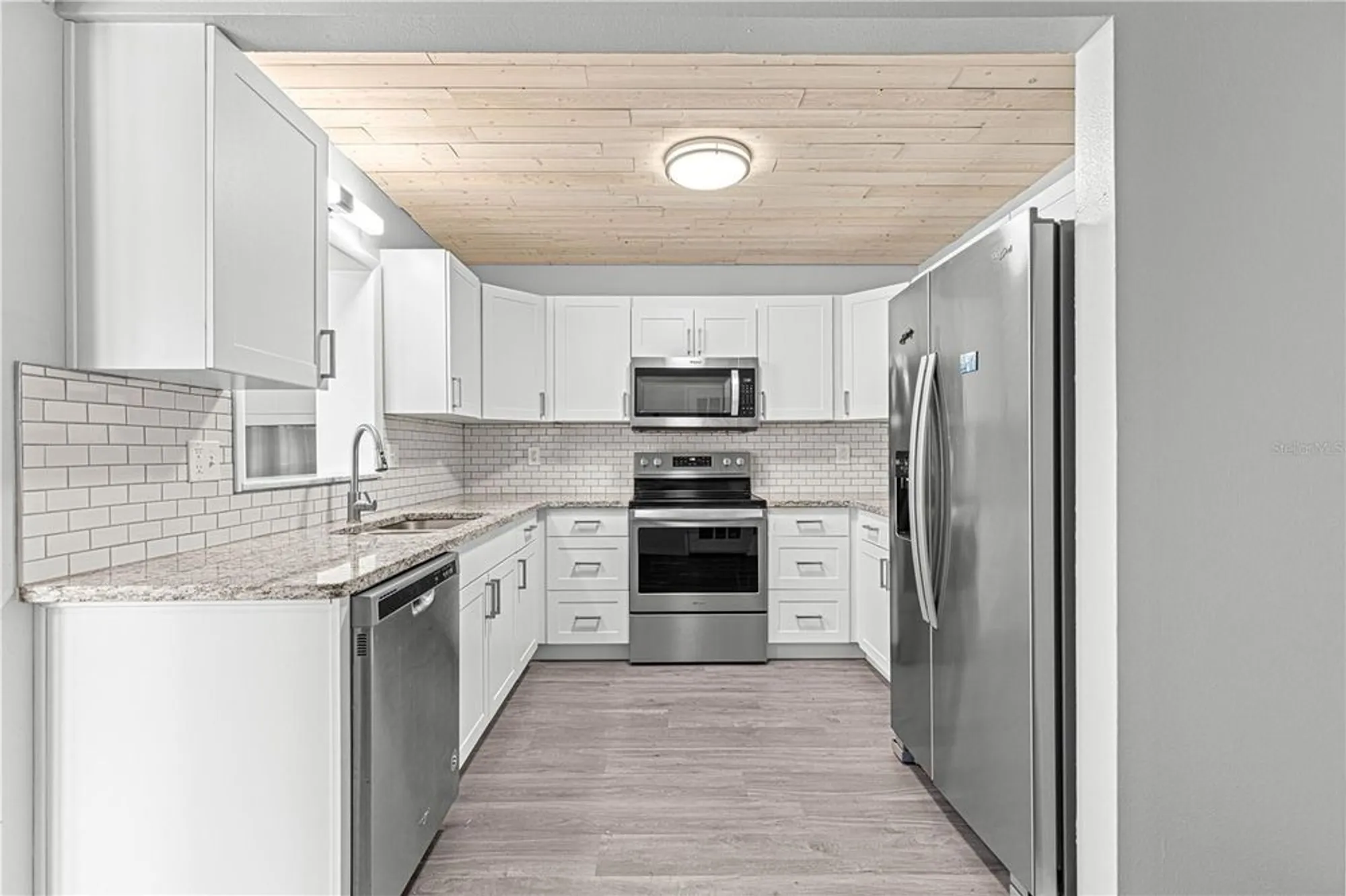 Property Slideshow image 14 of 50 | 8660 sw 94th st f, Ocala, FL, 34481