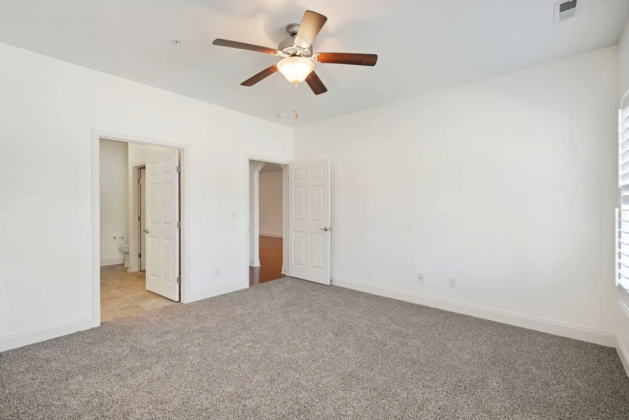 Property Slideshow image 35 of 45 | 304 thesing ct pvt, Nolensville, TN, 37135