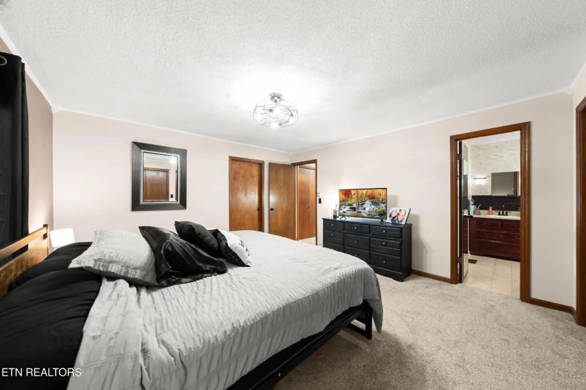 Property Slideshow image 29 of 51 | 182 delbridge ln, Crossville, TN, 38558