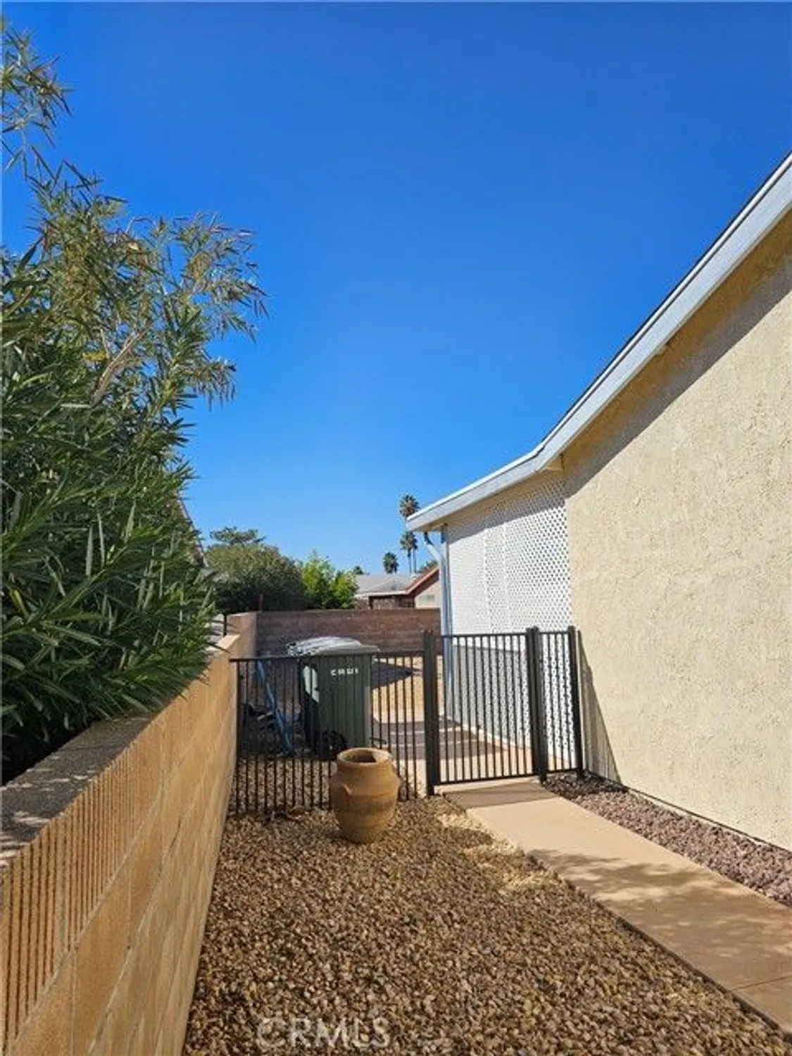 Property Slideshow image 4 of 6 | 905 raquel ct, Hemet, CA, 92545