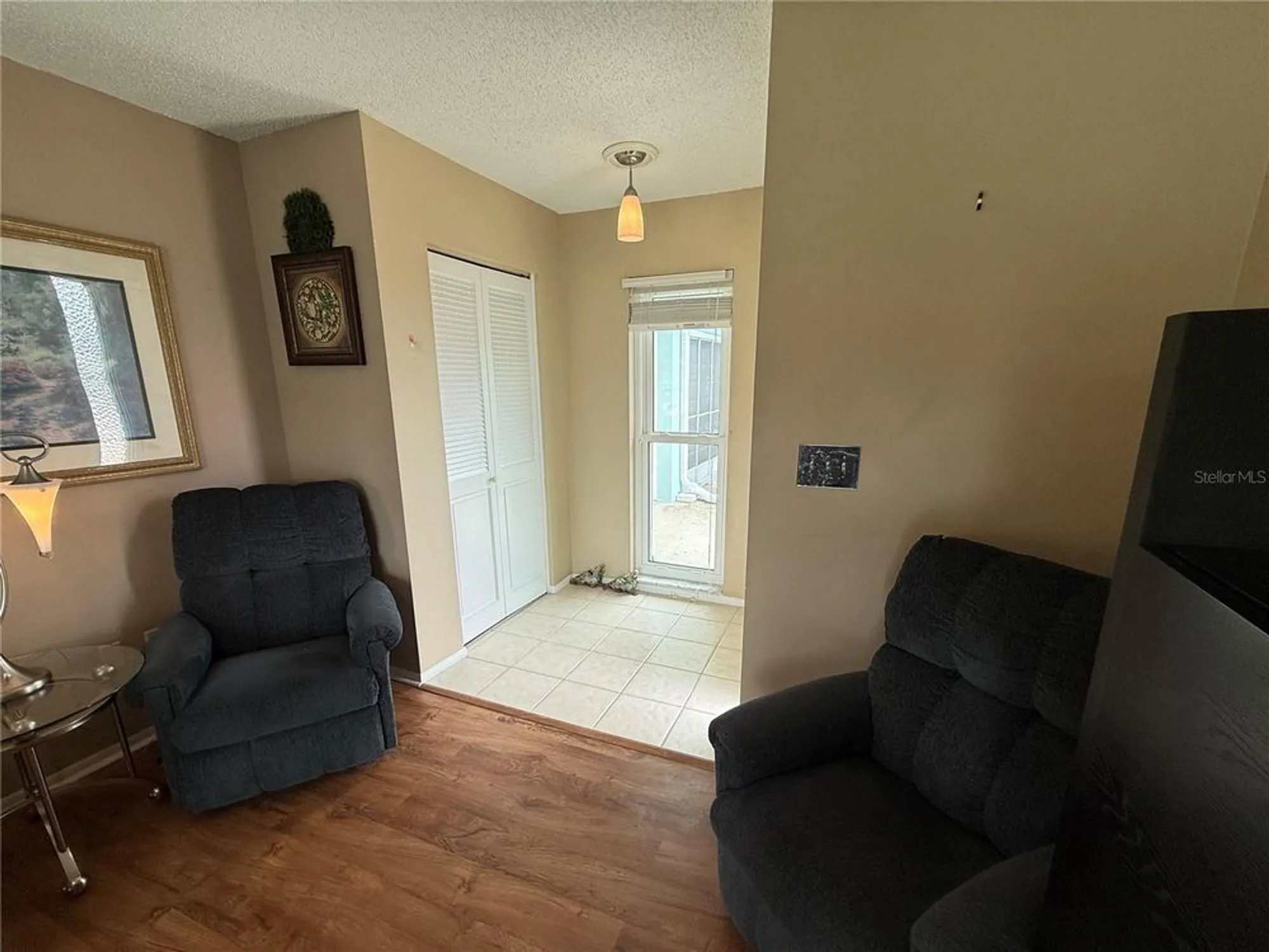 Property Slideshow image 8 of 51 | 2722 sherbrooke ln d, Palm Harbor, FL, 34684