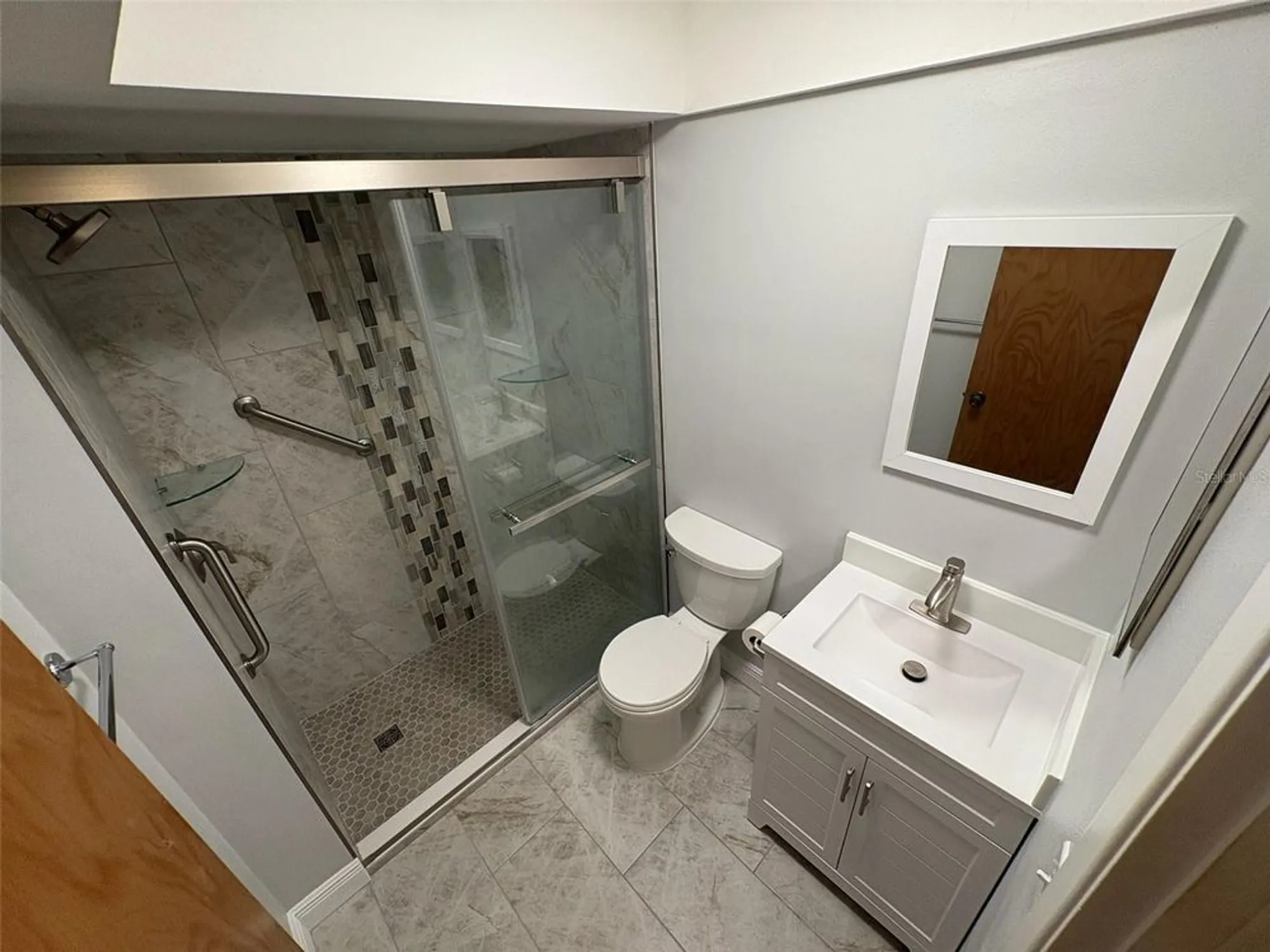 Property Slideshow image 25 of 29 | 1250 s pinellas ave 411, Tarpon Springs, FL, 34689