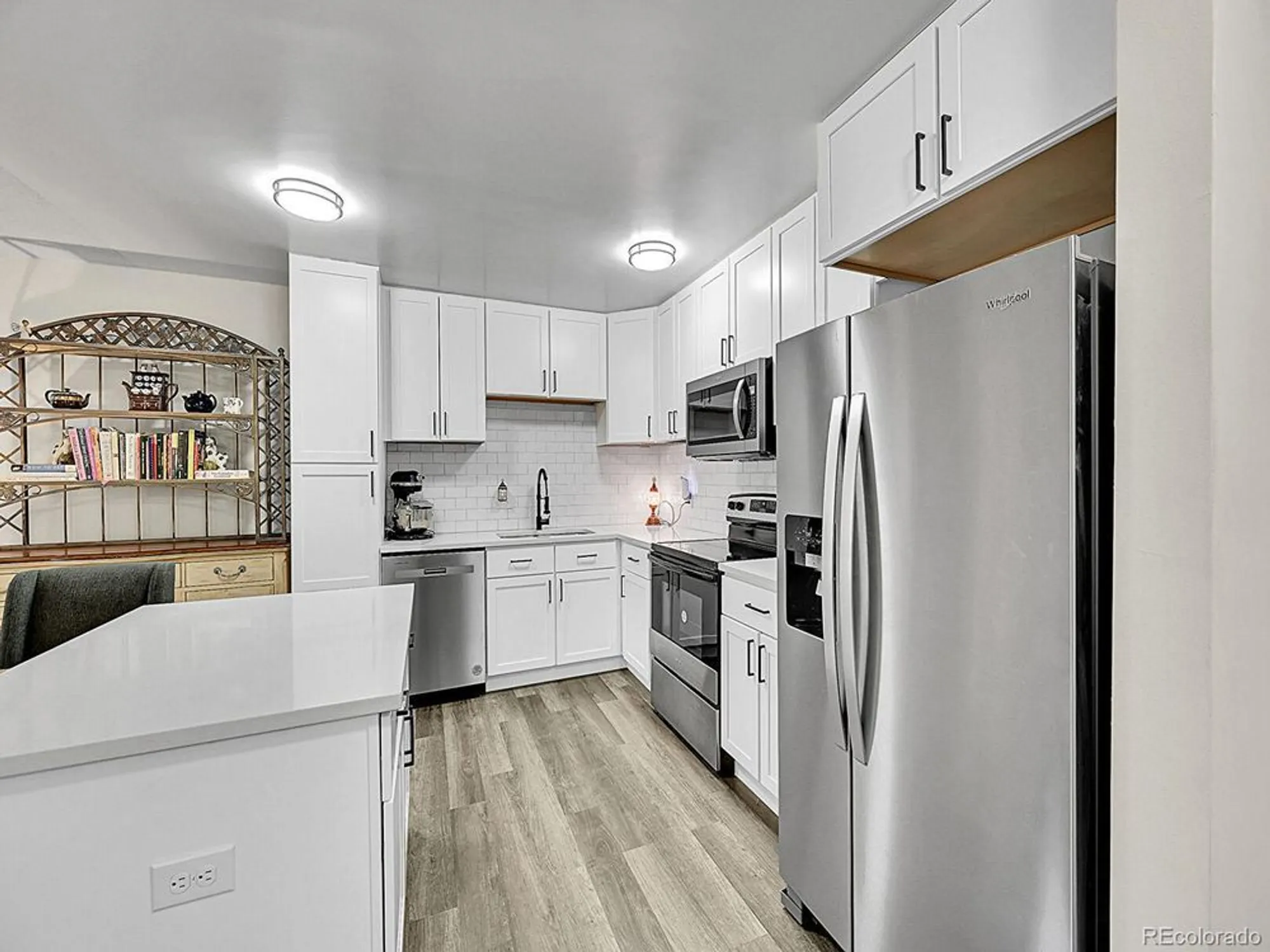 Property Slideshow image 4 of 47 | 645 s alton way 4c, Denver, CO, 80247