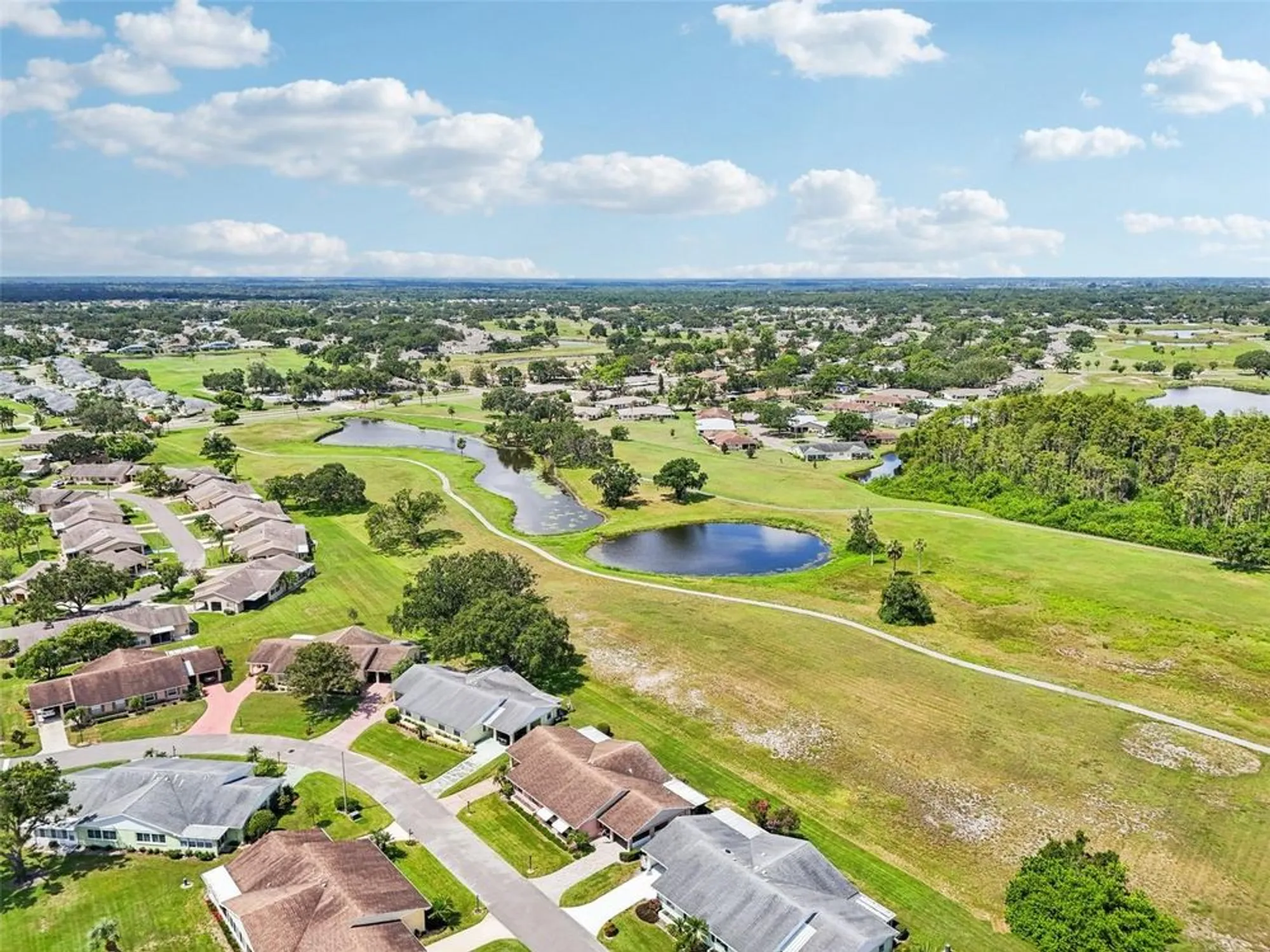 Property Slideshow image 31 of 51 | 2208 grenadier dr, Sun City Center, FL, 33573