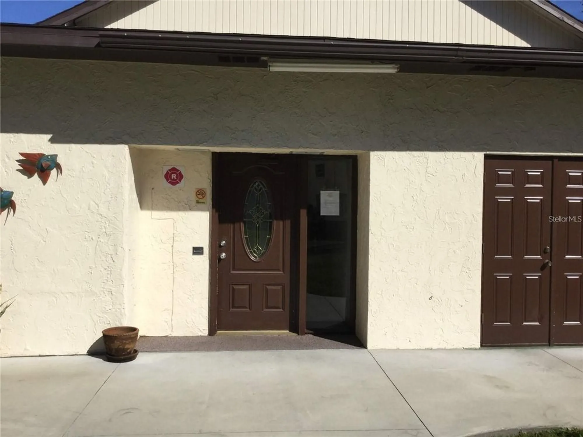 Property Slideshow image 7 of 17 | 4067 lake bayshore dr # 302, Bradenton, FL, 34205