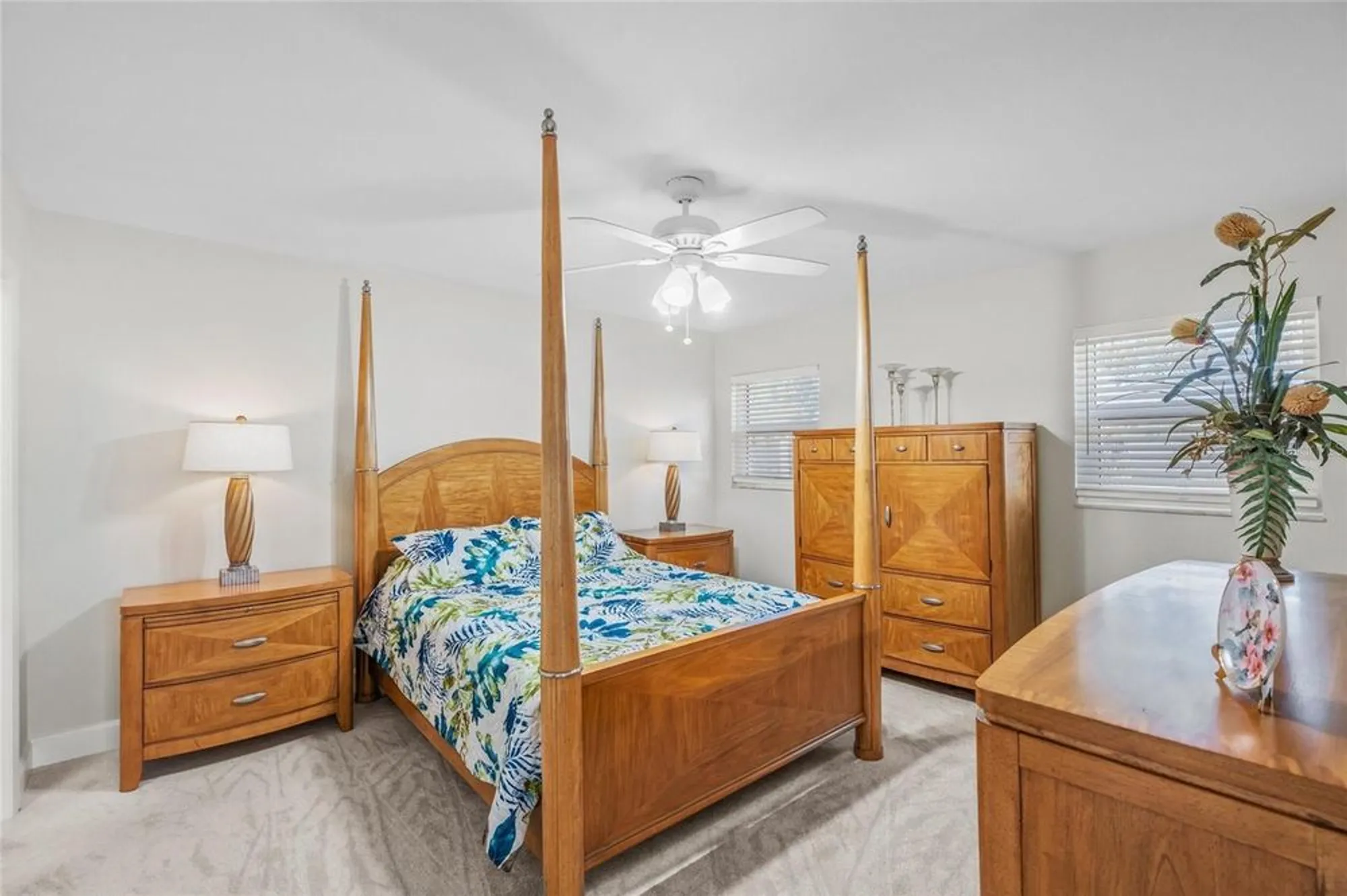 Property Slideshow image 15 of 35 | 6213 green view dr # 127, Sarasota, FL, 34231