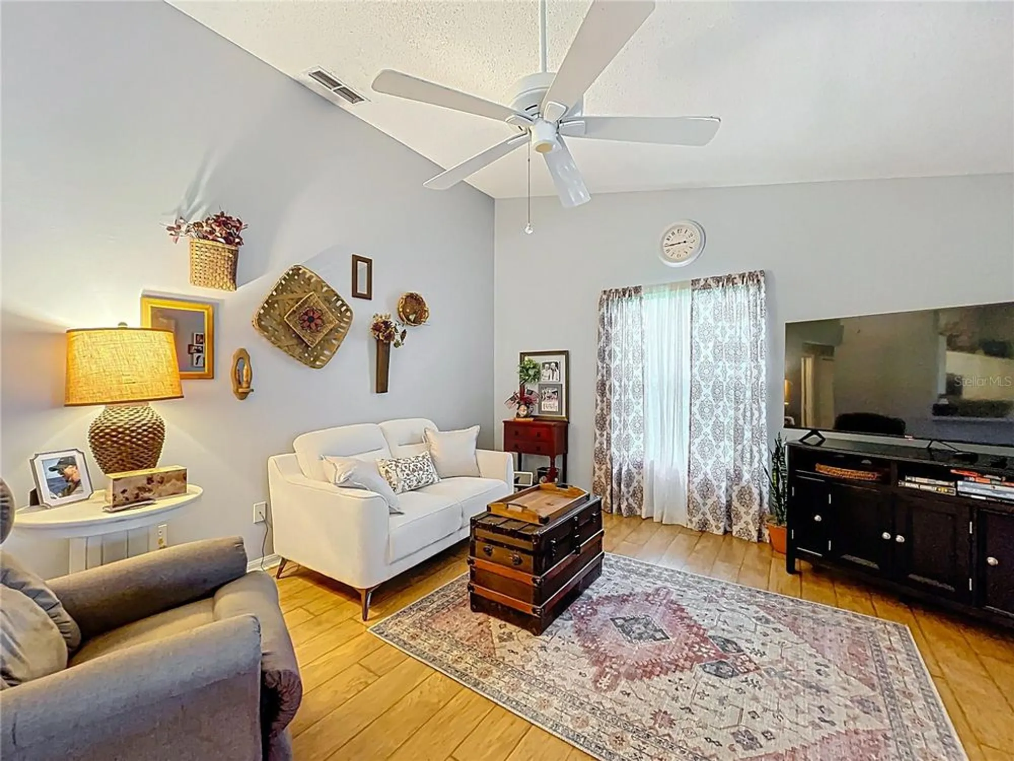 Property Slideshow image 24 of 52 | 26338 glen eagle dr, Leesburg, FL, 34748