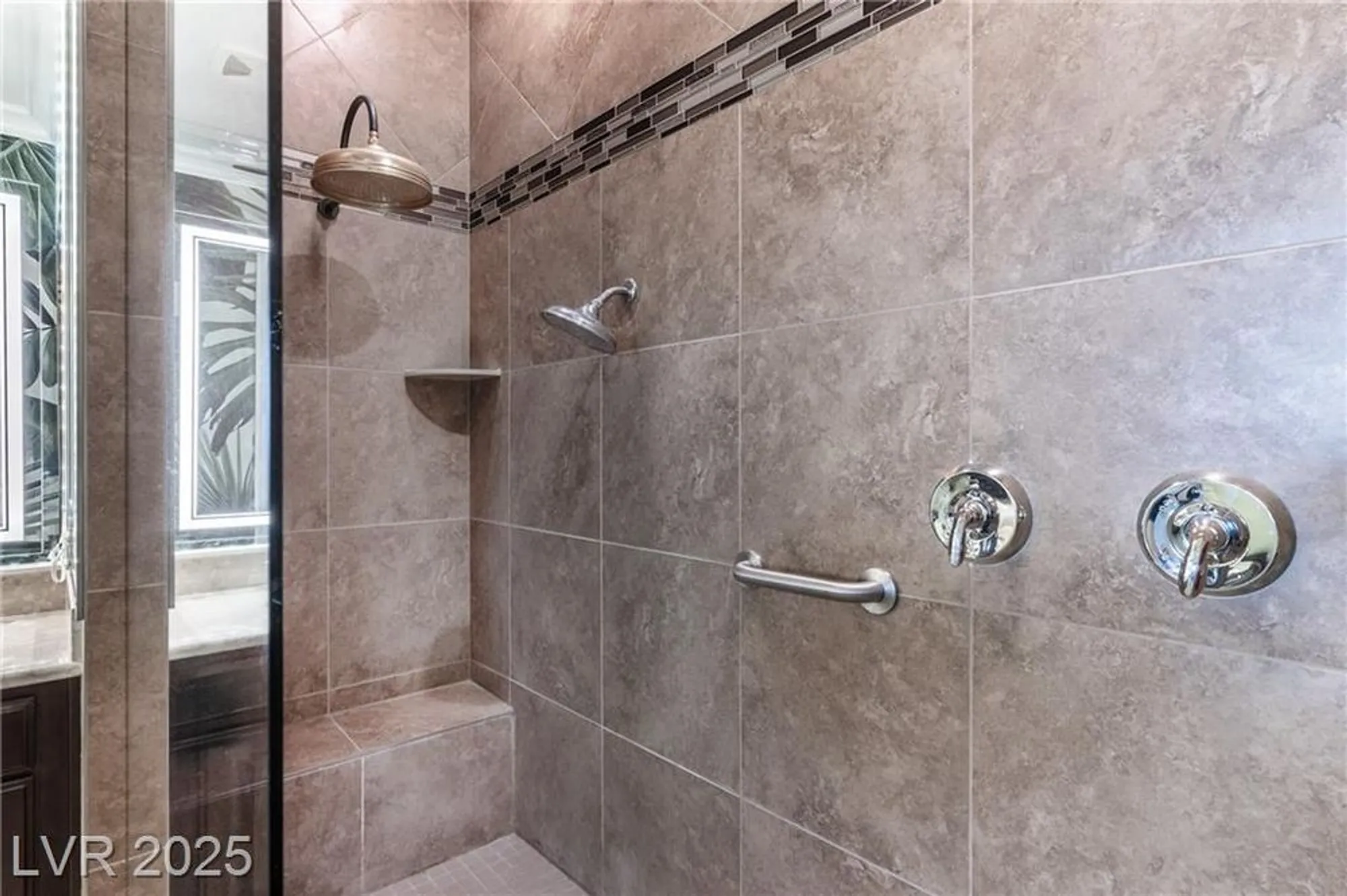 Property Slideshow image 33 of 93 | 6826 regency crest ave, Las Vegas, NV, 89148