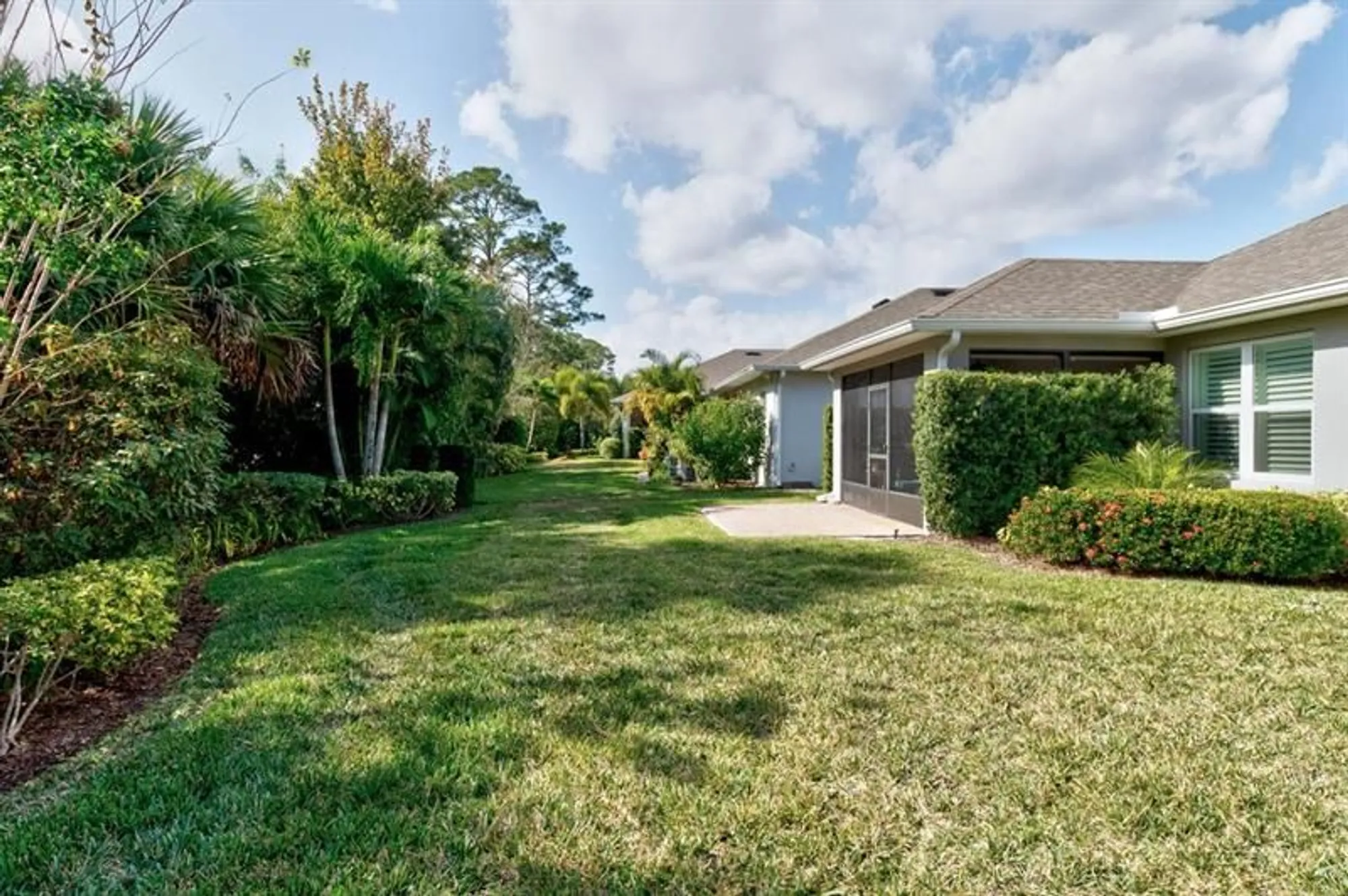 Property Slideshow image 31 of 47 | 5949 buttonwood sq, Vero Beach, FL, 32966