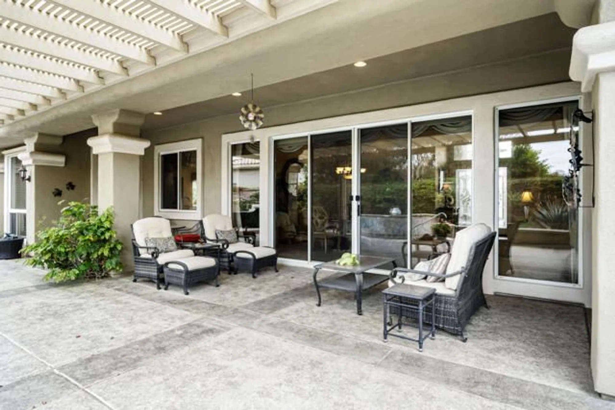 Property Slideshow image 3 of 47 | 35707 stonebriar dr, Palm Desert, CA, 92211