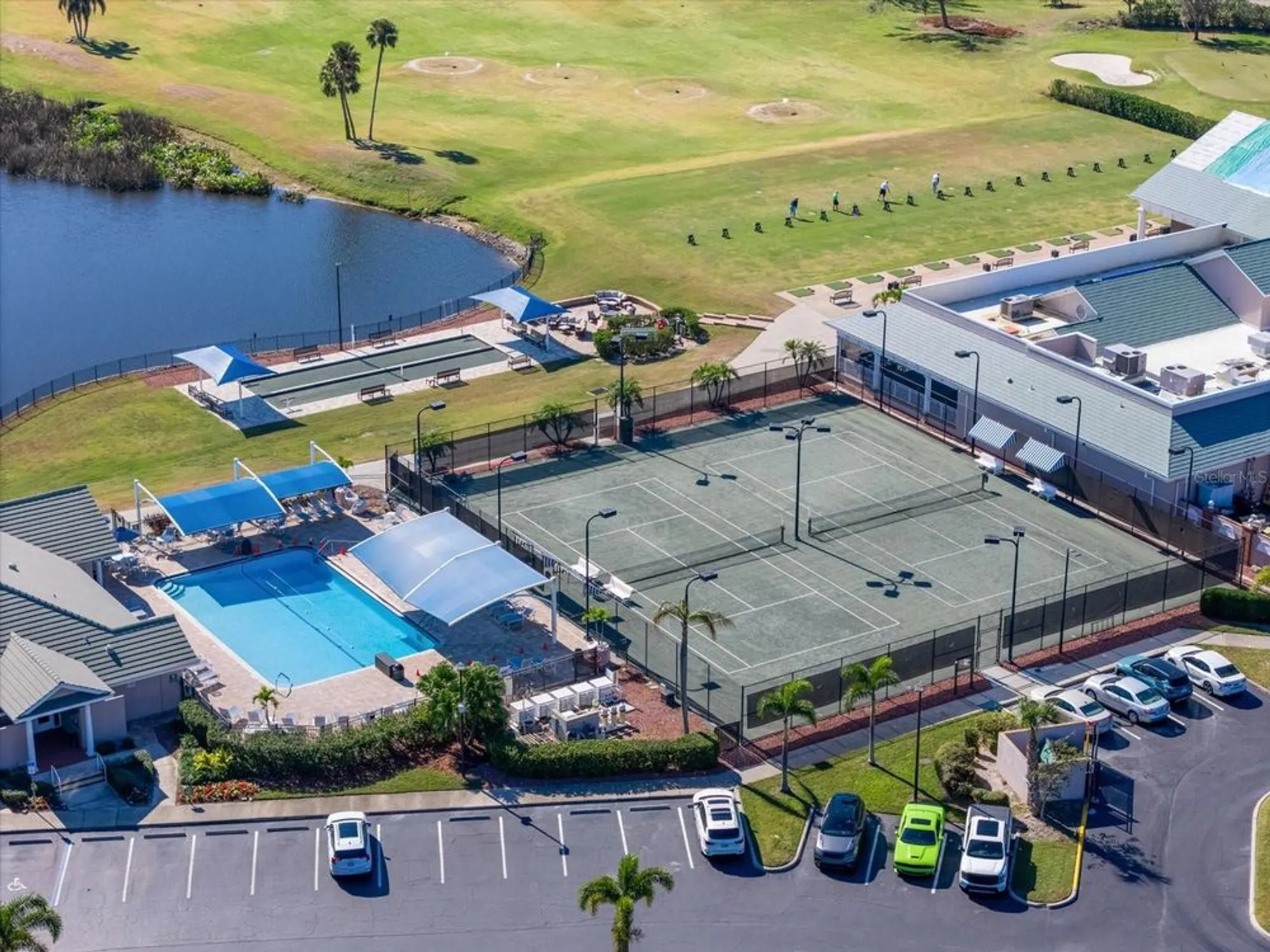 Property Slideshow image 64 of 67 | 6908 drewrys blf apt 711, Bradenton, FL, 34203