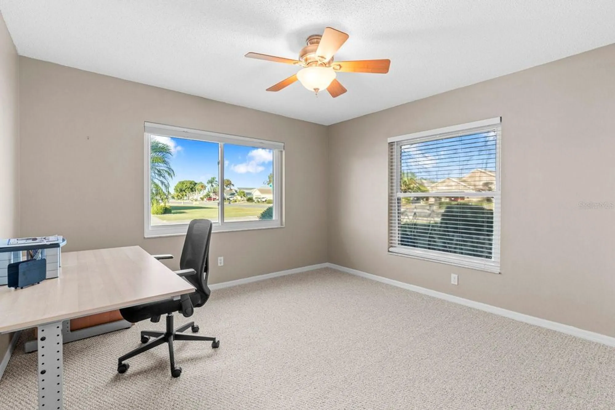 Property Slideshow image 11 of 43 | 302 stroll ln, Sun City Center, FL, 33573